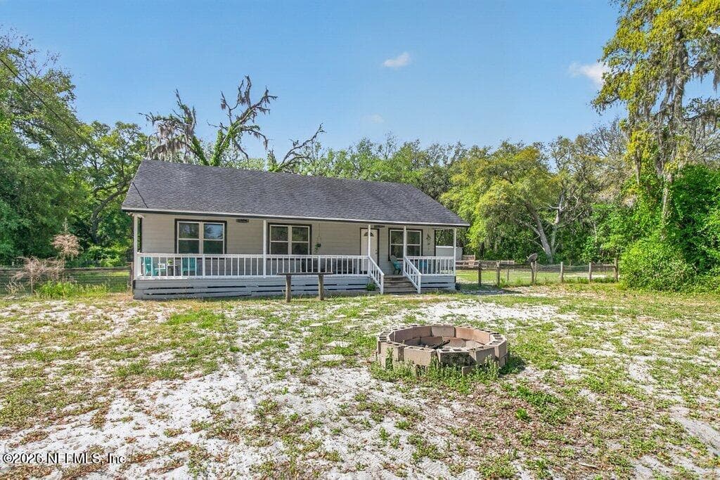 Photo 8 of 461 OLD STARKE Road, Palatka, FL 32177