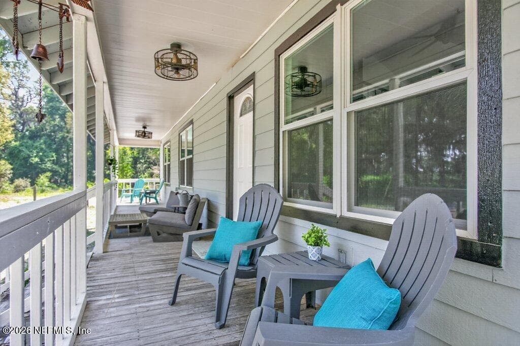 Photo 10 of 461 OLD STARKE Road, Palatka, FL 32177