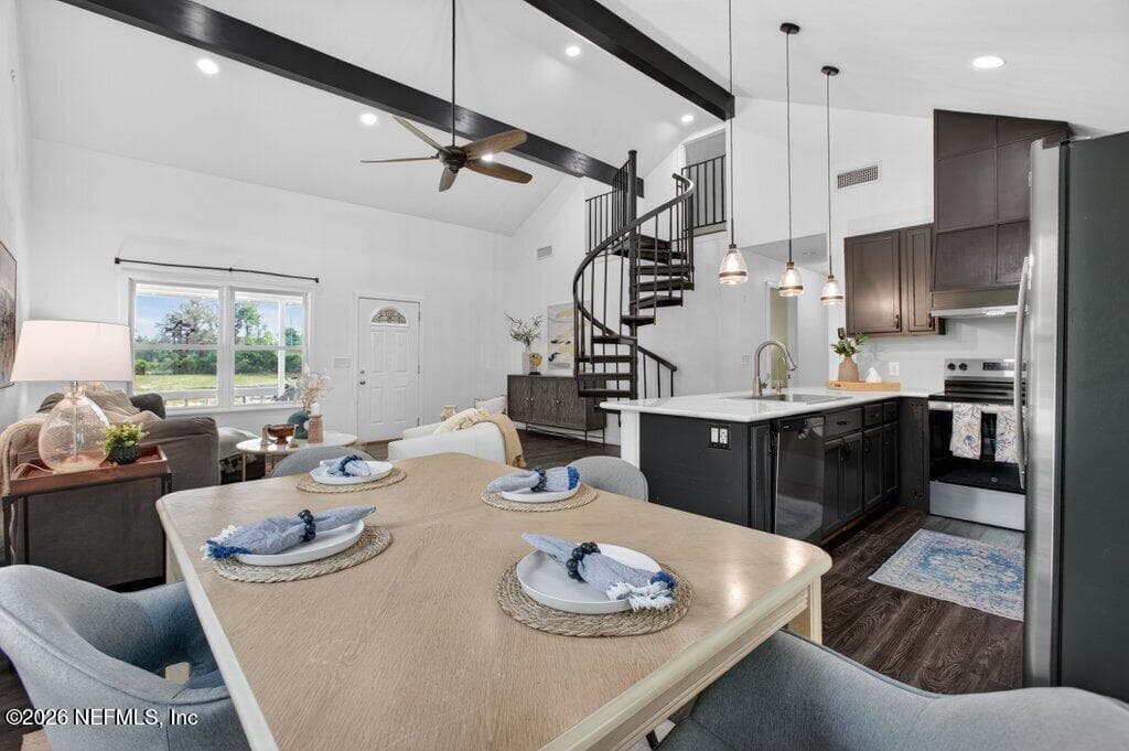 Photo 30 of 461 OLD STARKE Road, Palatka, FL 32177