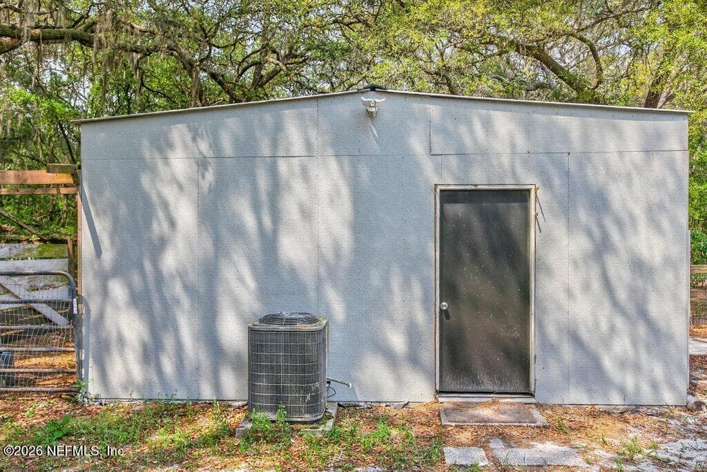 Photo 60 of 461 OLD STARKE Road, Palatka, FL 32177