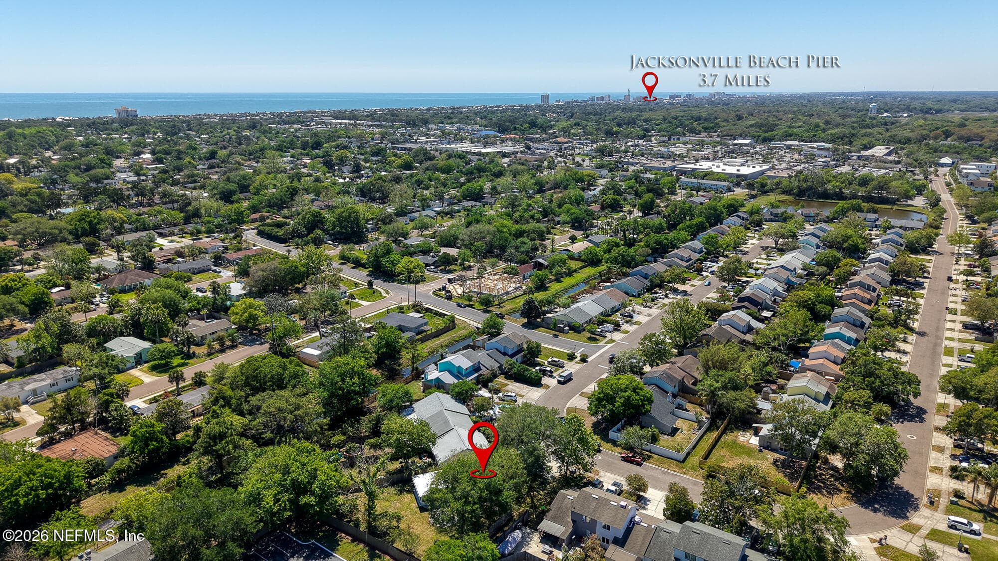 Photo 4 of 582 AQUATIC Drive, Atlantic Beach, FL 32233