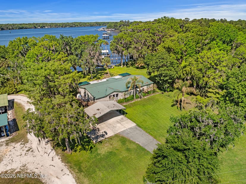 105 S Lake George Drive, Georgetown, FL 32139