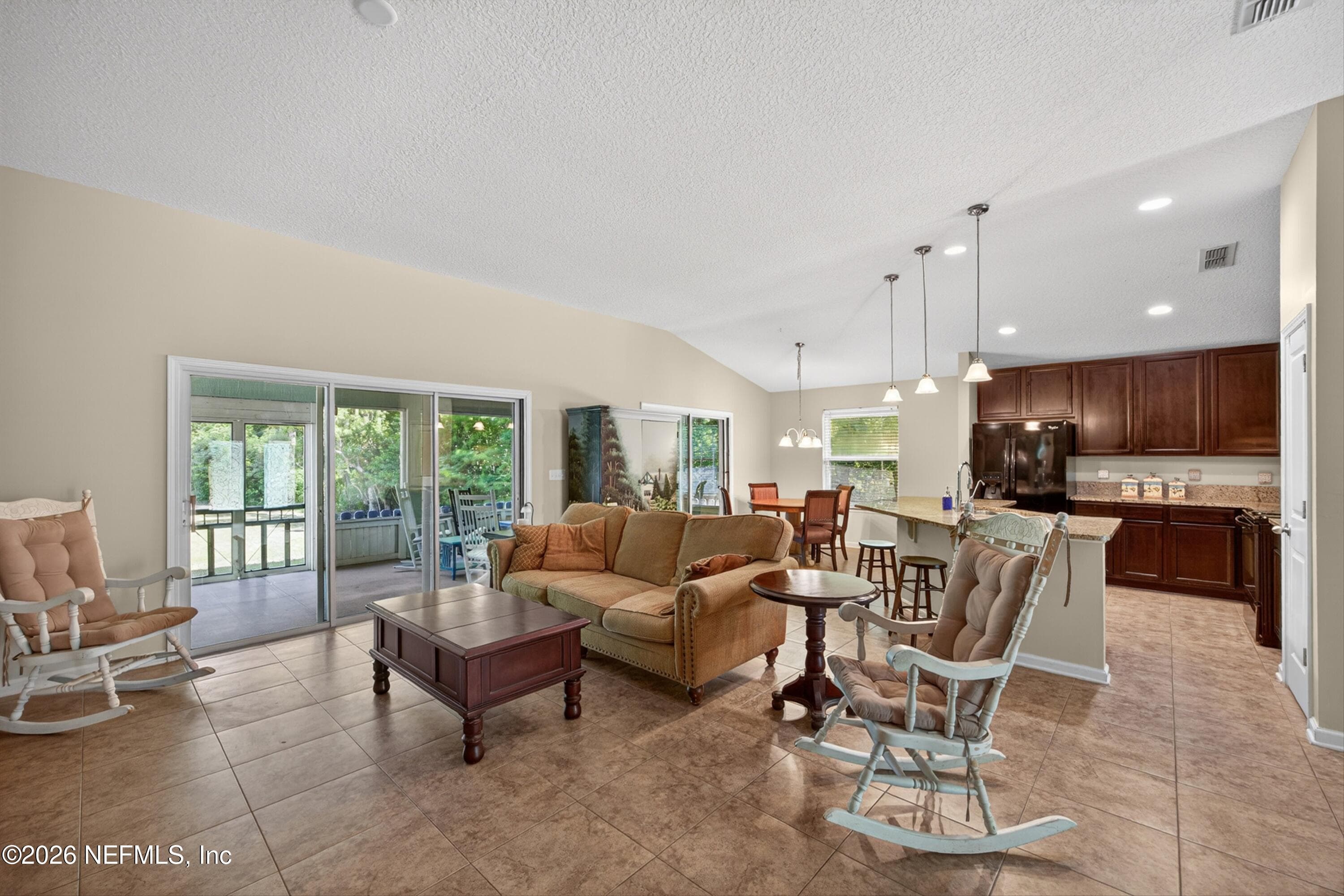 Photo 4 of 110 PIONEER Trail, Green Cove Springs, FL 32043
