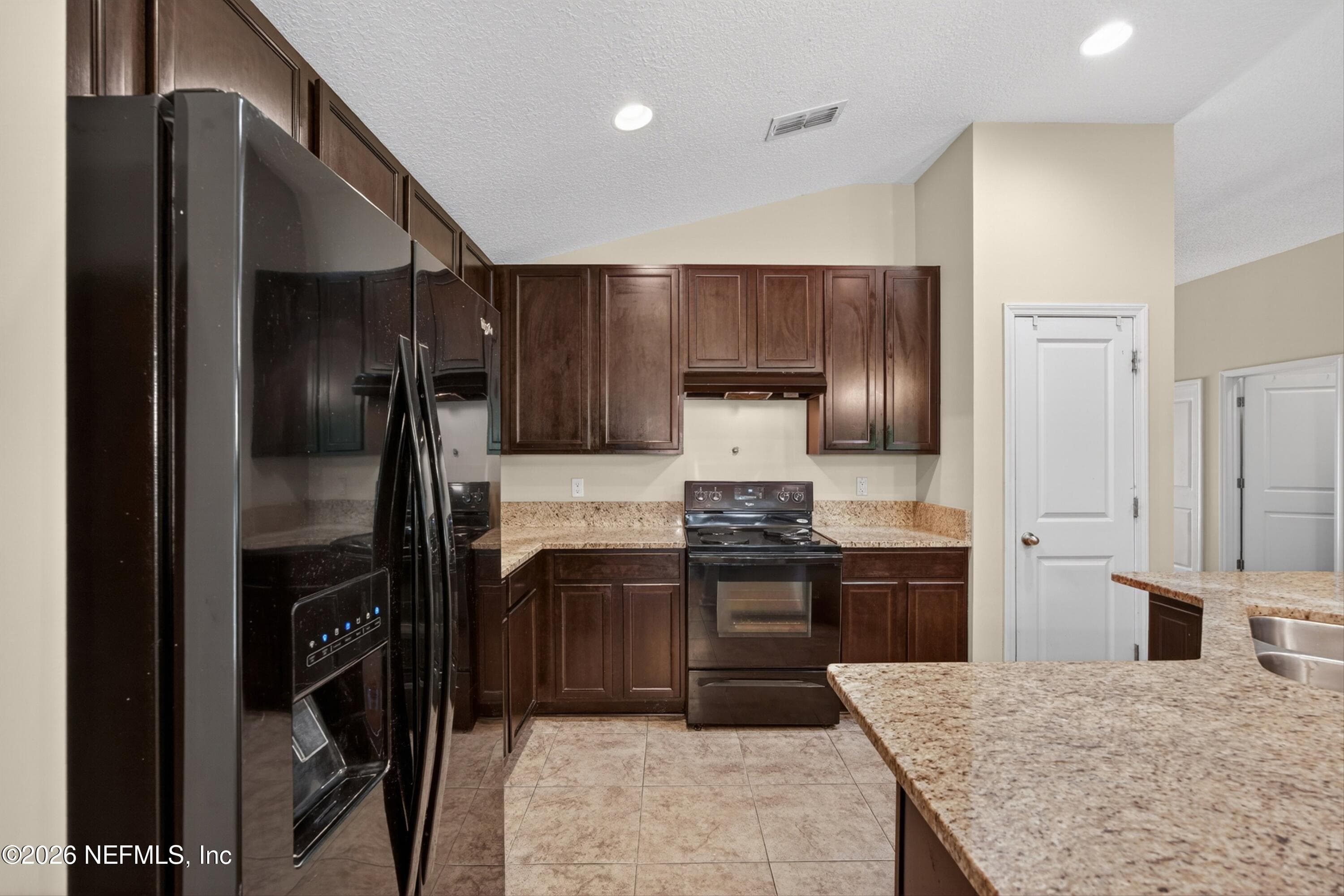 Photo 8 of 110 PIONEER Trail, Green Cove Springs, FL 32043