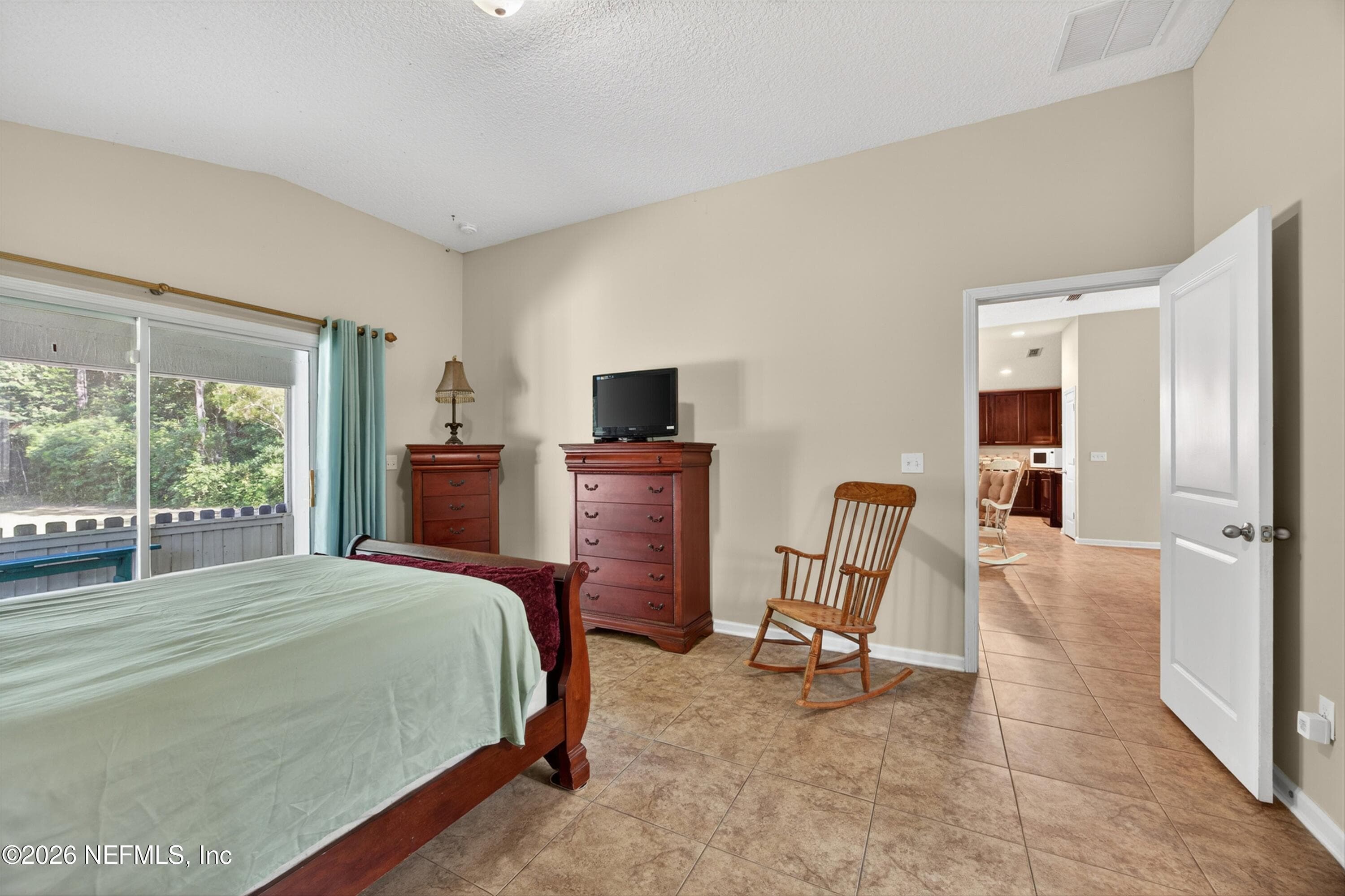 Photo 15 of 110 PIONEER Trail, Green Cove Springs, FL 32043
