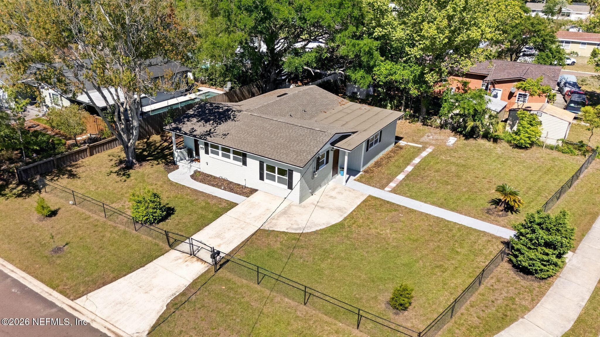 Photo 3 of 401 SKATE Road, Atlantic Beach, FL 32233