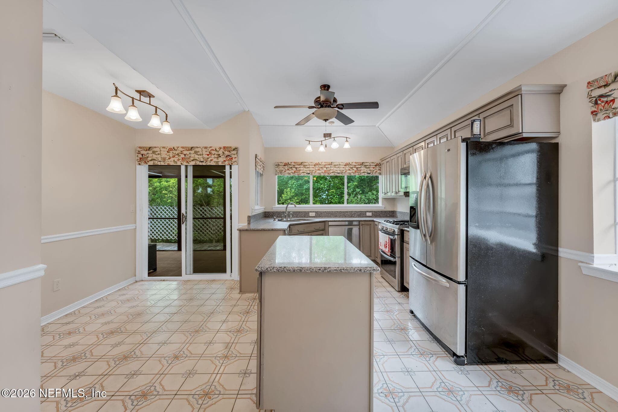 Photo 12 of 1826 TIERRA VERDE Drive, Atlantic Beach, FL 32233