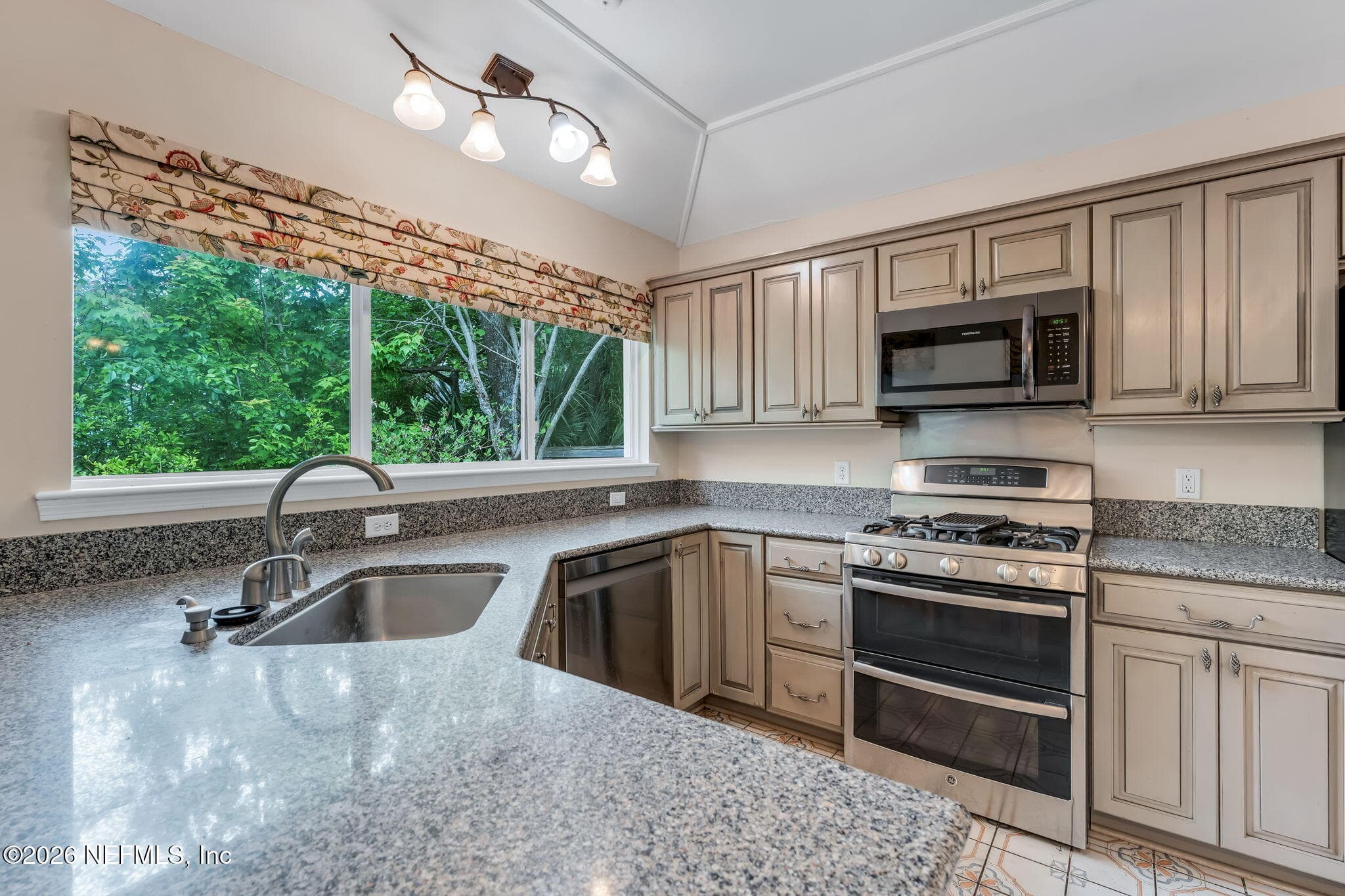 Photo 14 of 1826 TIERRA VERDE Drive, Atlantic Beach, FL 32233