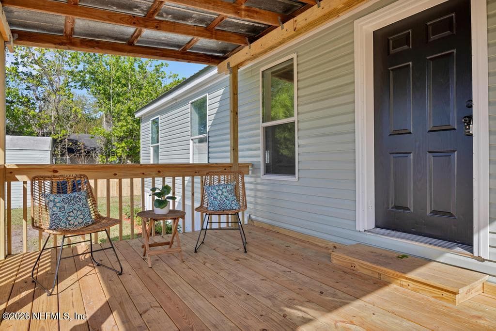 Photo 4 of 447 ERIC Avenue, Jacksonville, FL 32218