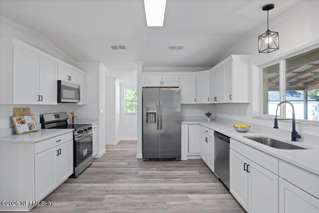 Photo 6 of 447 ERIC Avenue, Jacksonville, FL 32218
