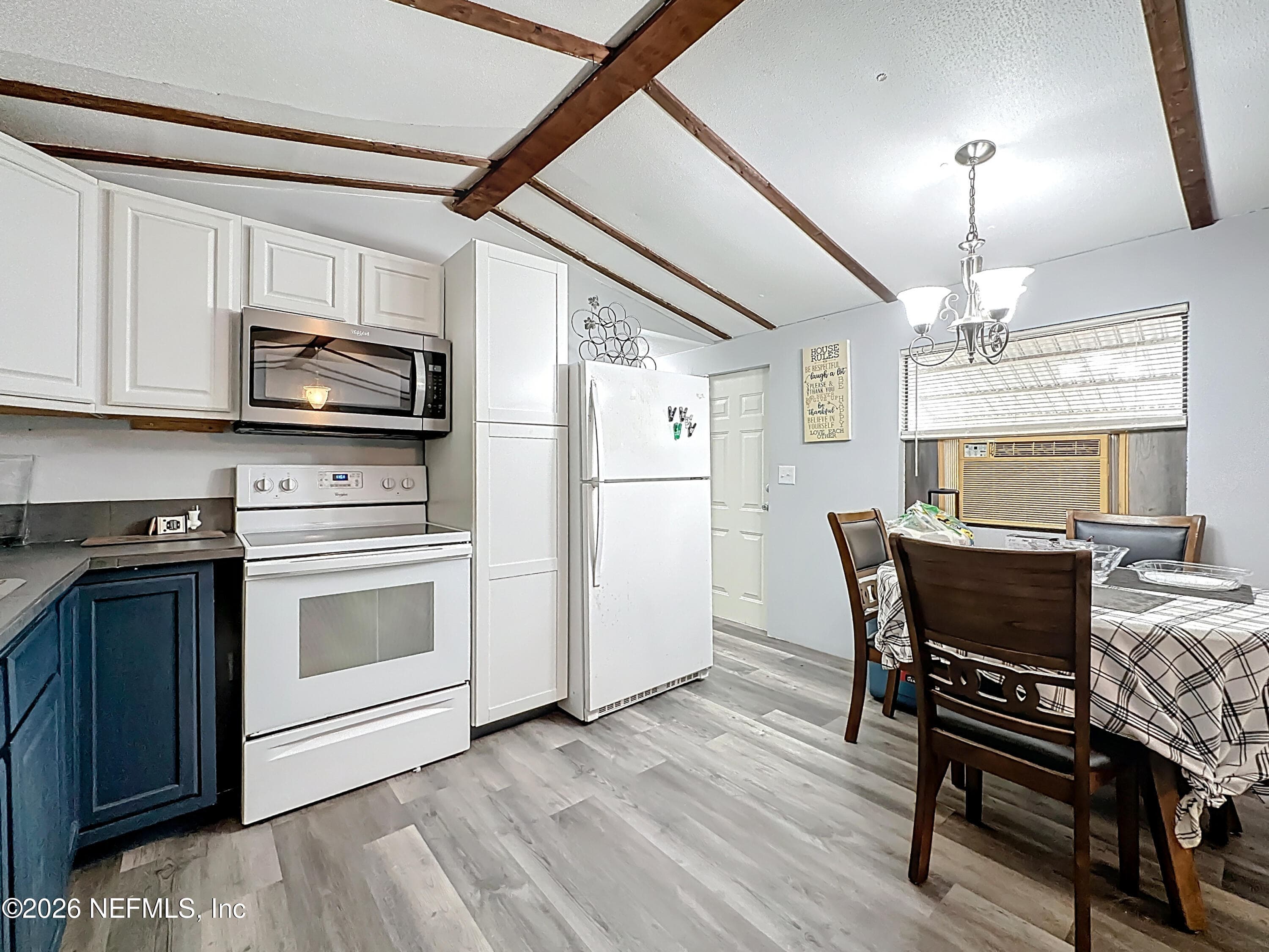 Photo 3 of 102 WATERWAY Drive, Palatka, FL 32187