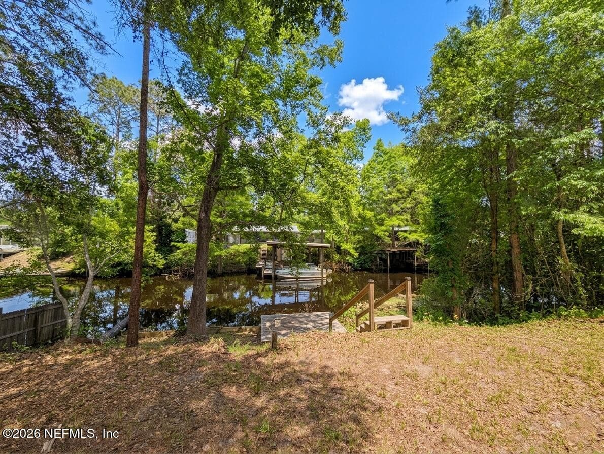 Photo 12 of 102 WATERWAY Drive, Palatka, FL 32187