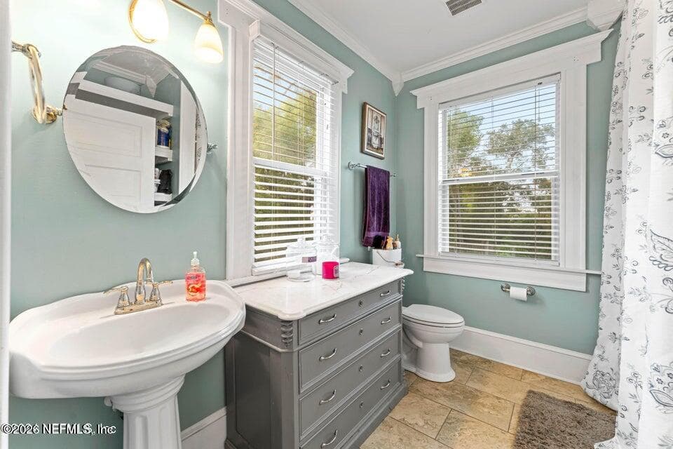 Photo 23 of 231 W 6TH Street, Jacksonville, FL 32206