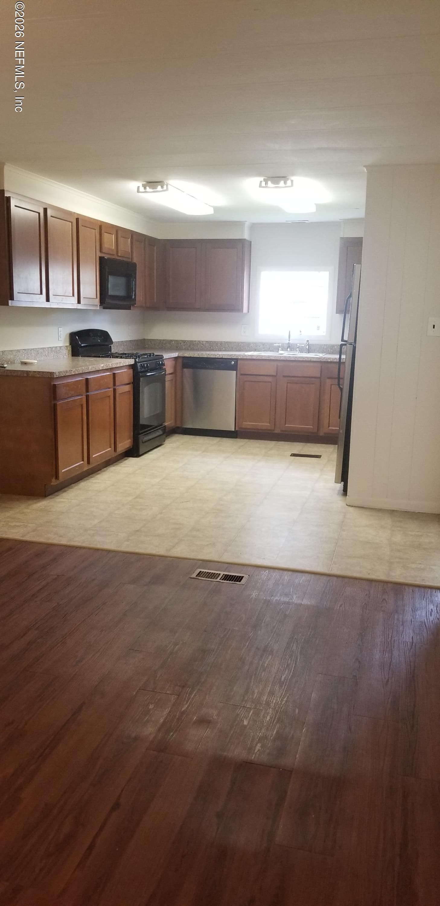Photo 5 of 7614 CLUB DUCLAY Drive, Jacksonville, FL 32244