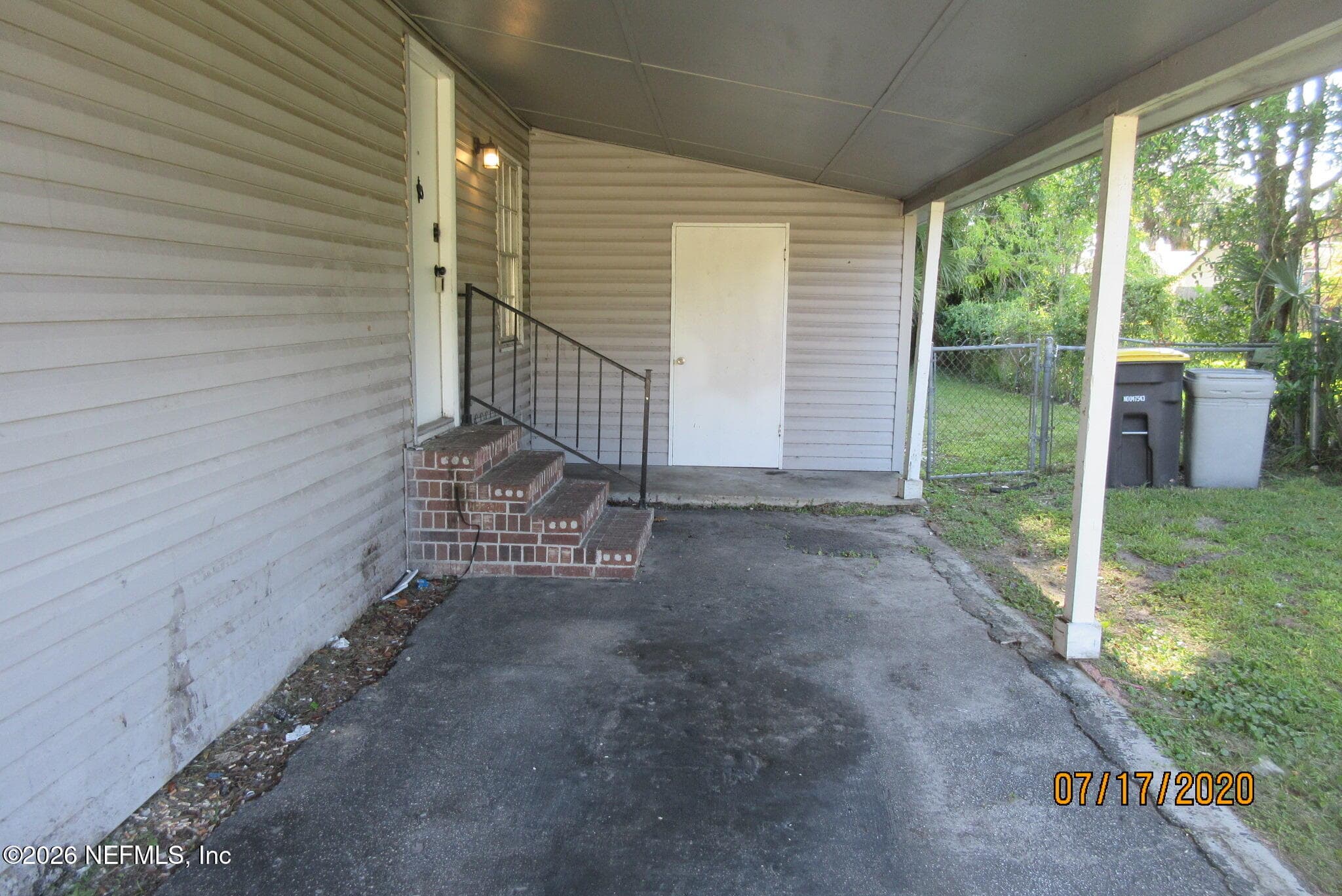 Photo 3 of 7614 CLUB DUCLAY Drive, Jacksonville, FL 32244