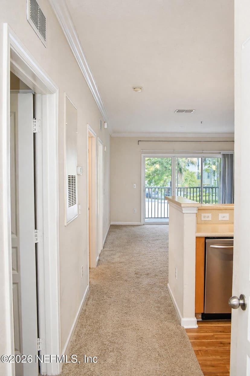 8290 Gate Parkway W 141, Jacksonville, FL 32216