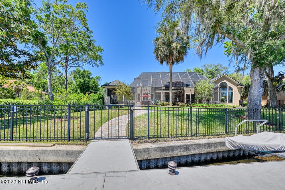 Photo 5 of 13656 CHARTER Court, Jacksonville, FL 32225