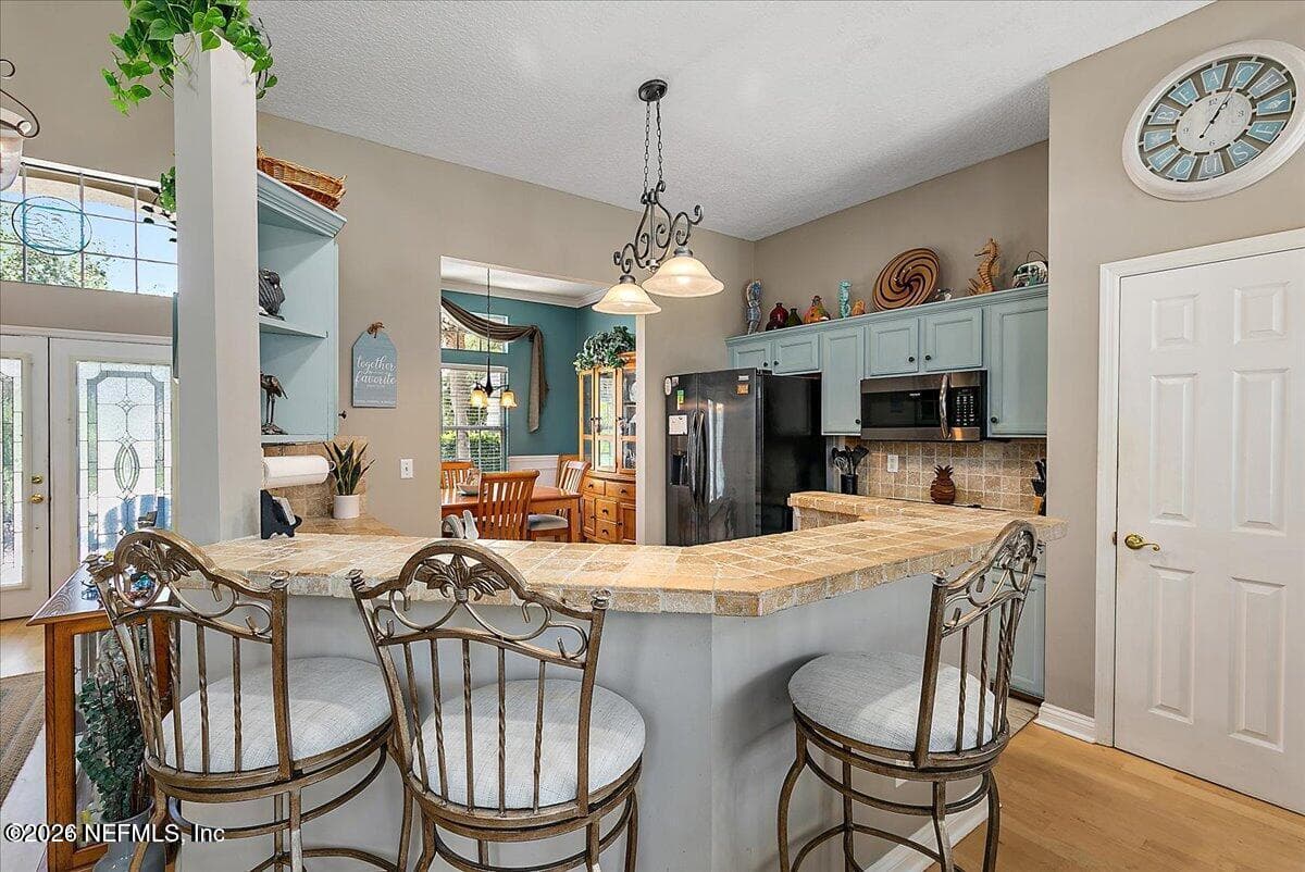 Photo 6 of 2884 ST MAARTEN Court, Jacksonville Beach, FL 32250