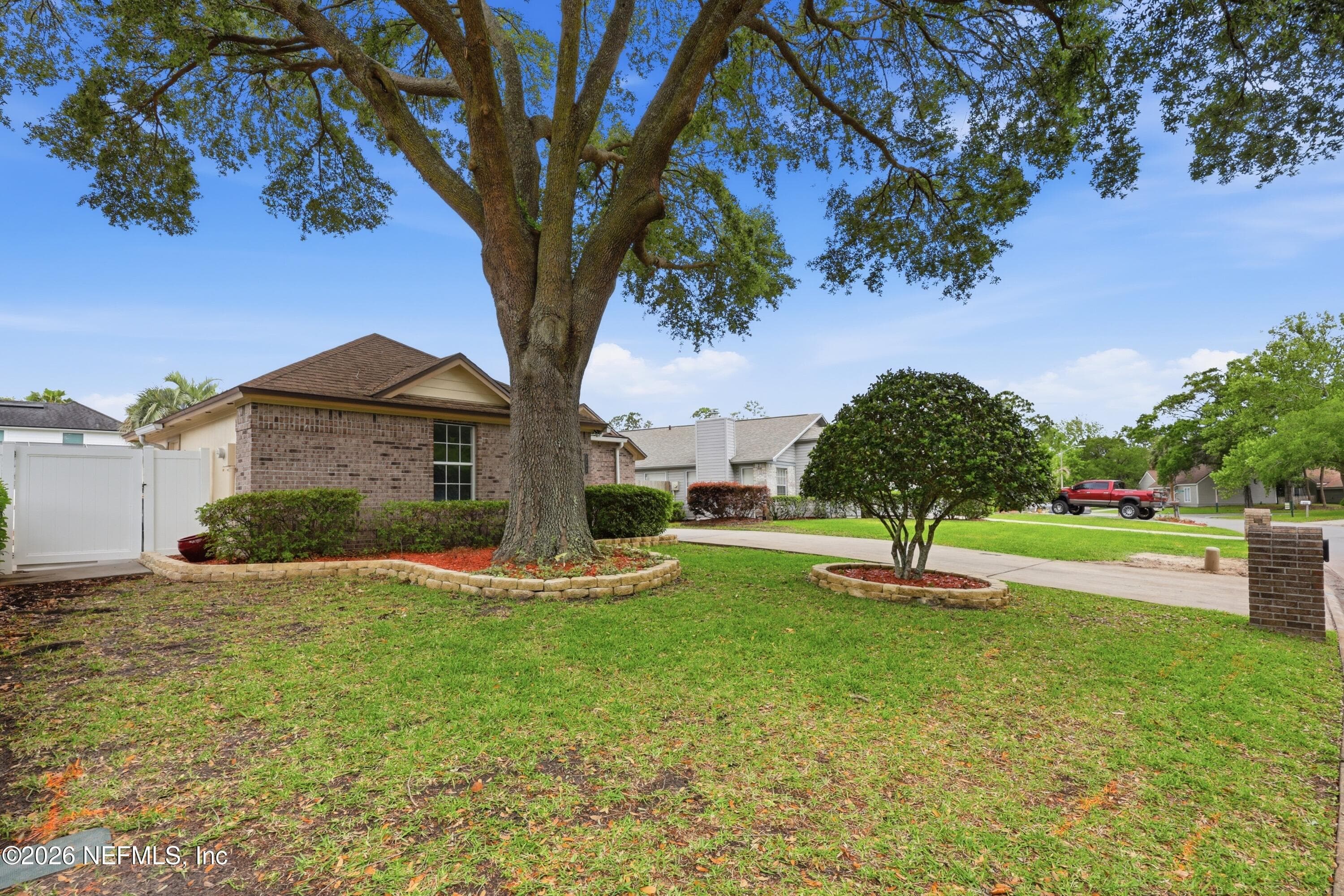 Photo 47 of 2192 THE WOODS Drive E, Jacksonville, FL 32246