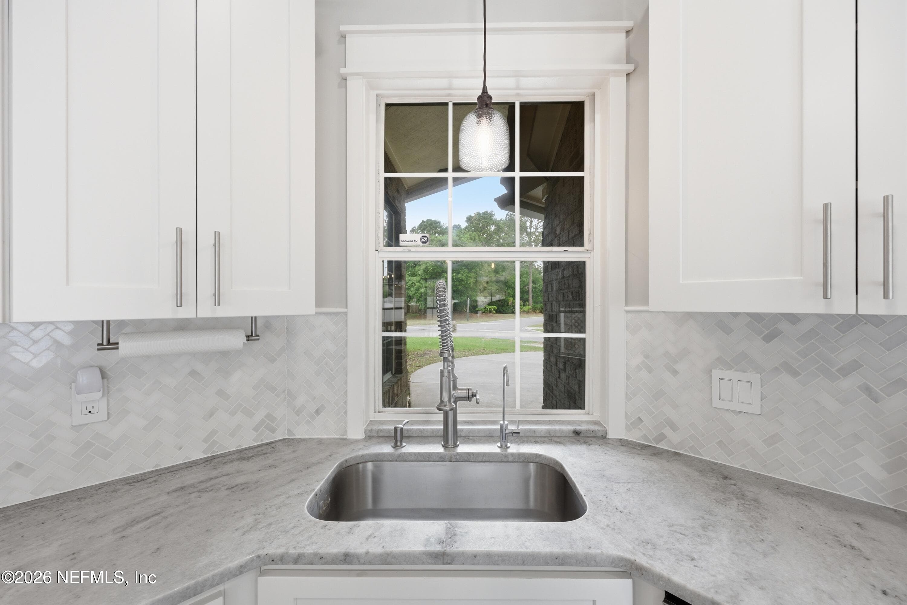 Photo 22 of 2192 THE WOODS Drive E, Jacksonville, FL 32246