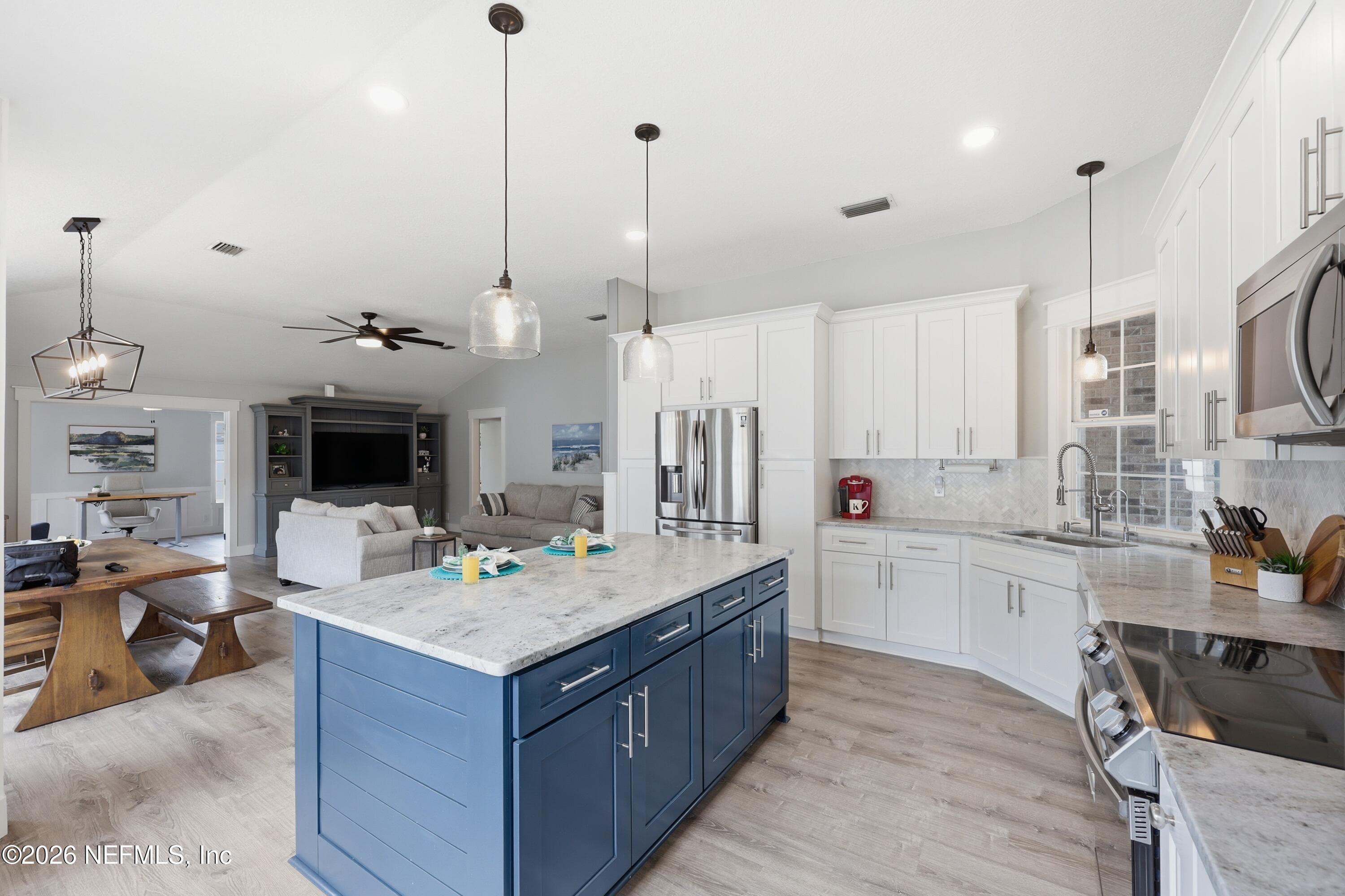 Photo 20 of 2192 THE WOODS Drive E, Jacksonville, FL 32246