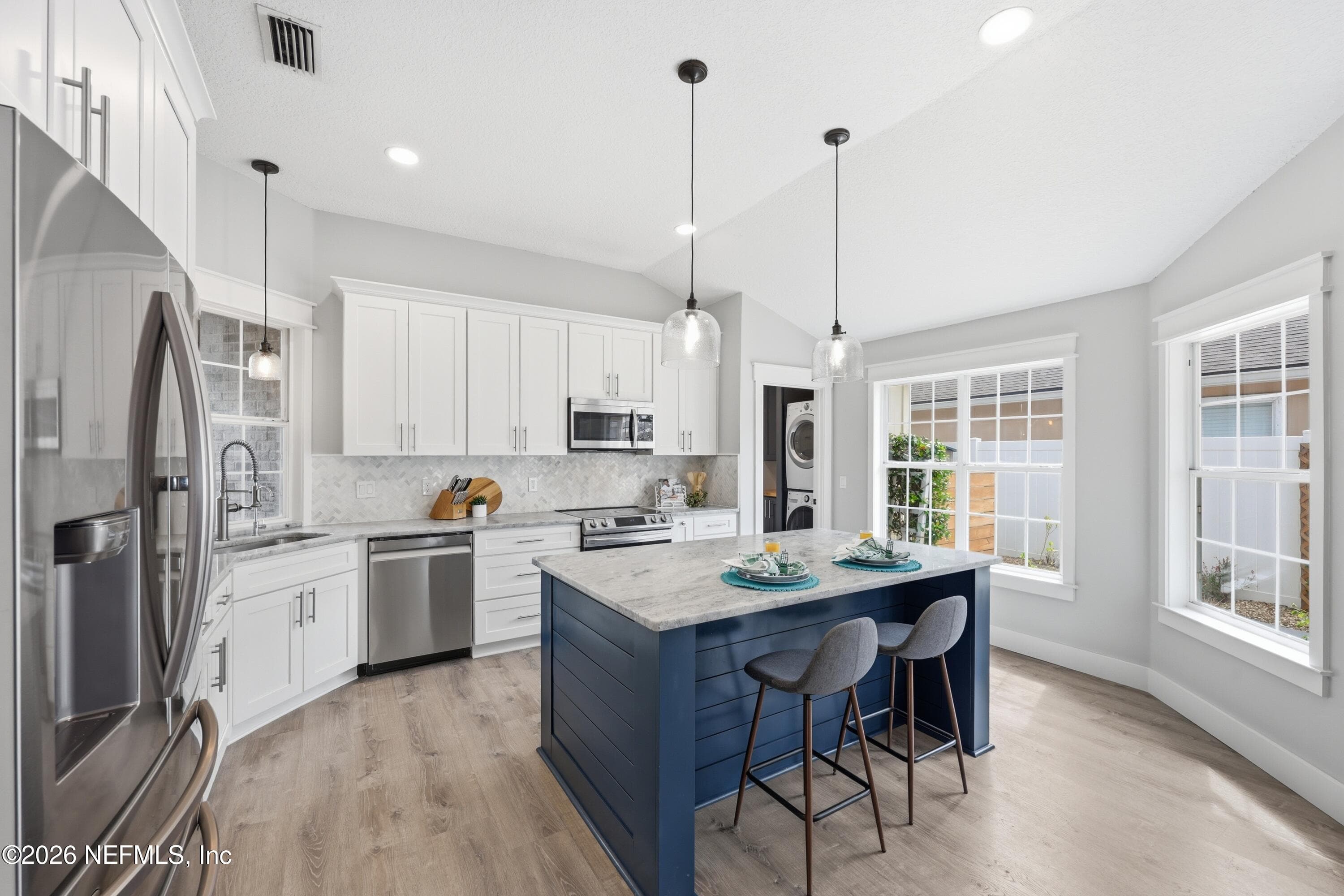 Photo 15 of 2192 THE WOODS Drive E, Jacksonville, FL 32246