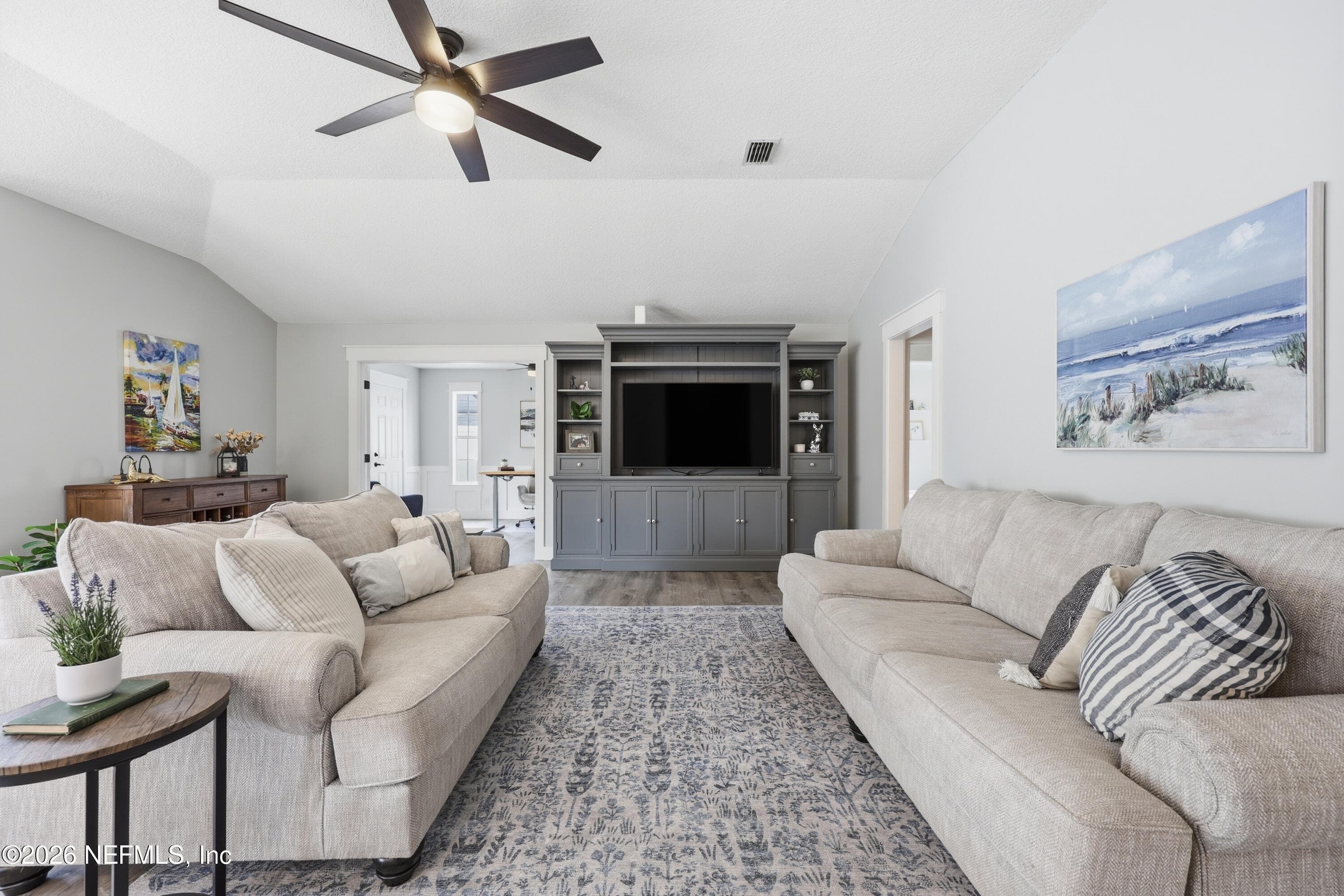 Photo 8 of 2192 THE WOODS Drive E, Jacksonville, FL 32246