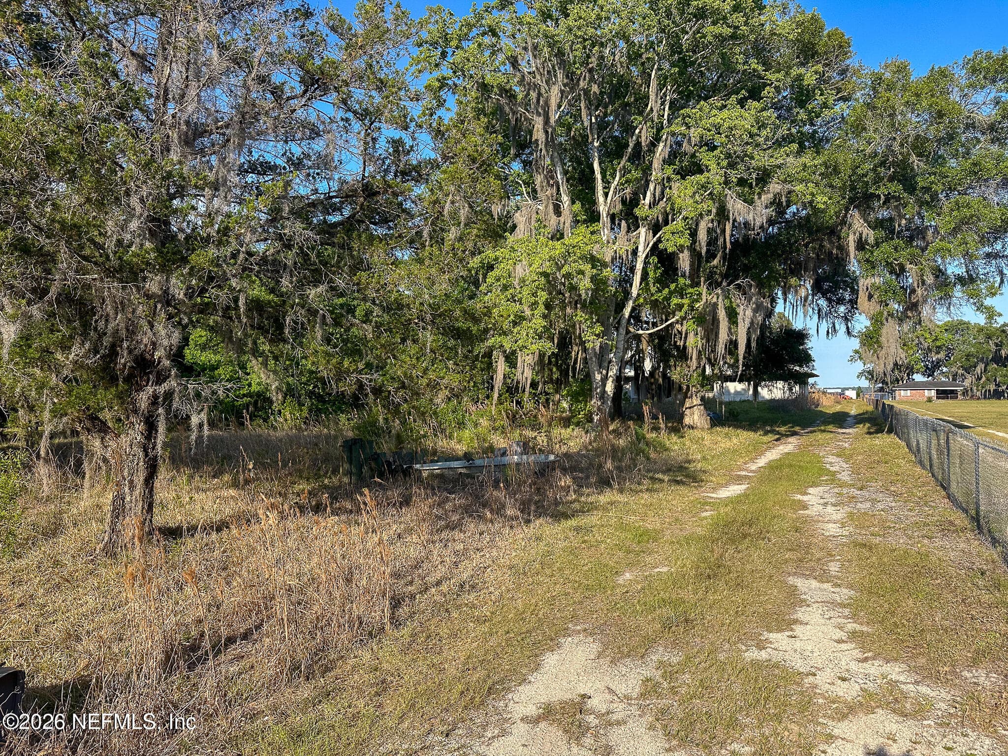 Photo 2 of 550 CEDAR CREEK Road 2, Palatka, FL 32177