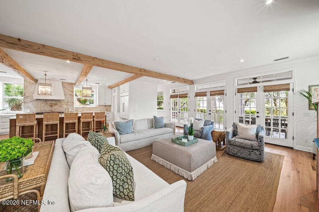 Large family room — 1271 E COAST Drive, Atlantic Beach, FL 32233
