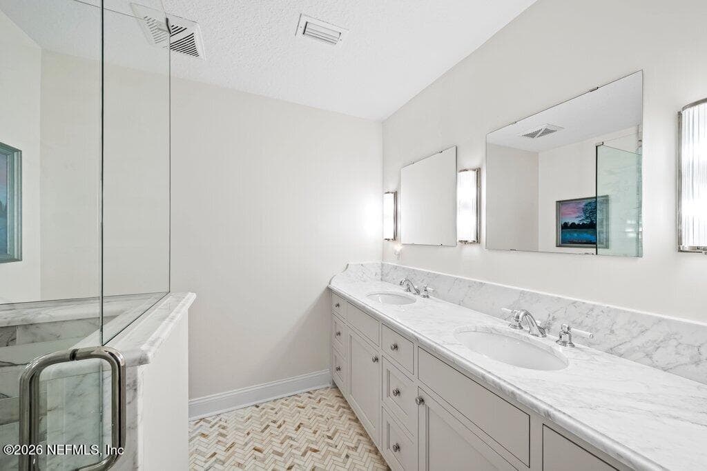 Full bathroom downstairs — 1271 E COAST Drive, Atlantic Beach, FL 32233