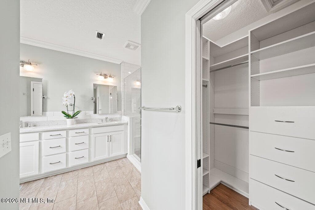 primary bathroom — 1271 E COAST Drive, Atlantic Beach, FL 32233