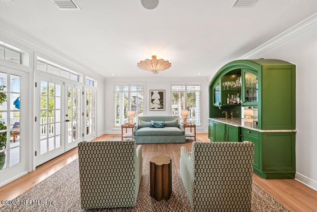 Large living room — 1271 E COAST Drive, Atlantic Beach, FL 32233
