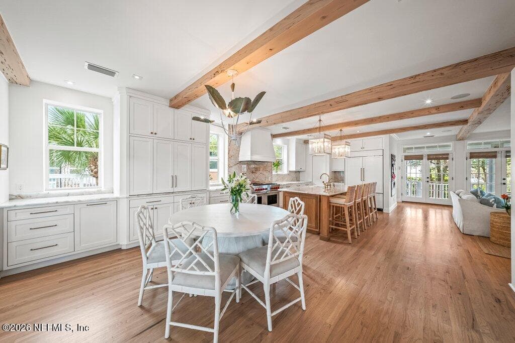 Large eat in kitchen — 1271 E COAST Drive, Atlantic Beach, FL 32233