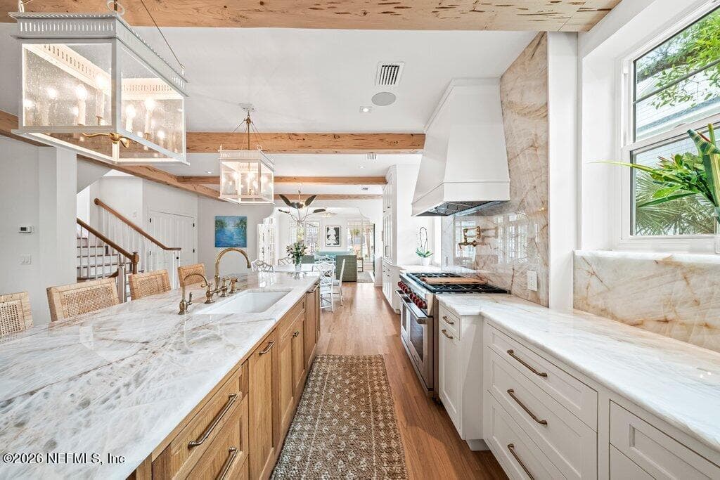 Large kitchen — 1271 E COAST Drive, Atlantic Beach, FL 32233