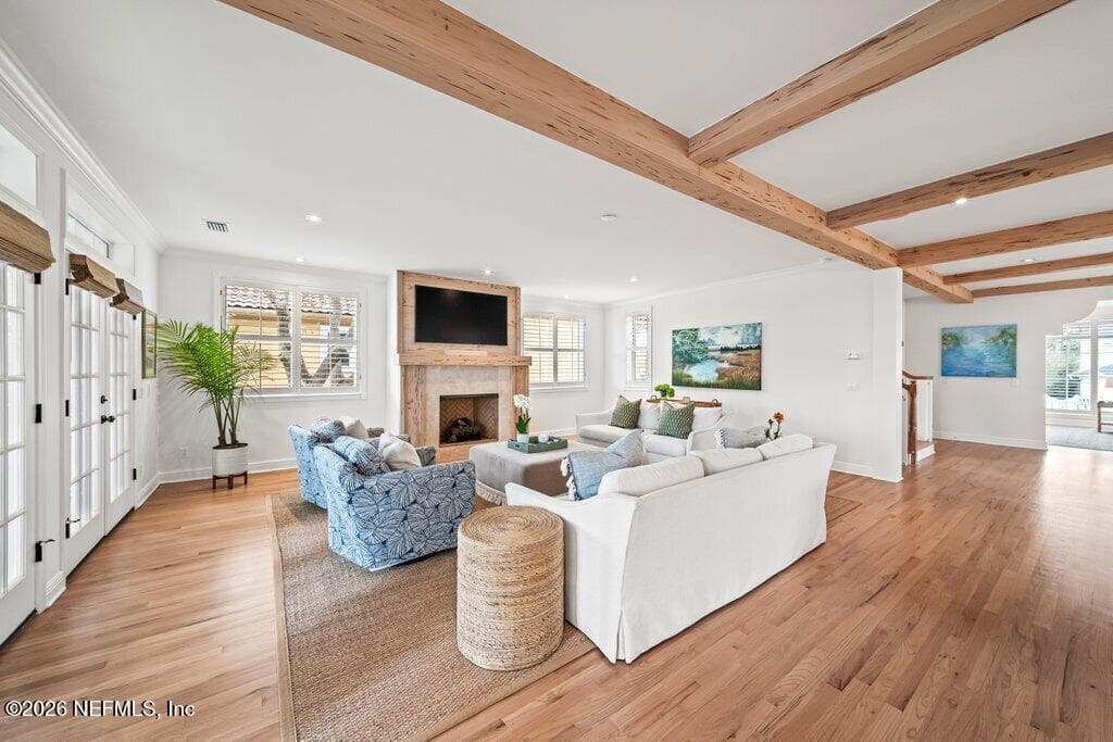 Large family room — 1271 E COAST Drive, Atlantic Beach, FL 32233