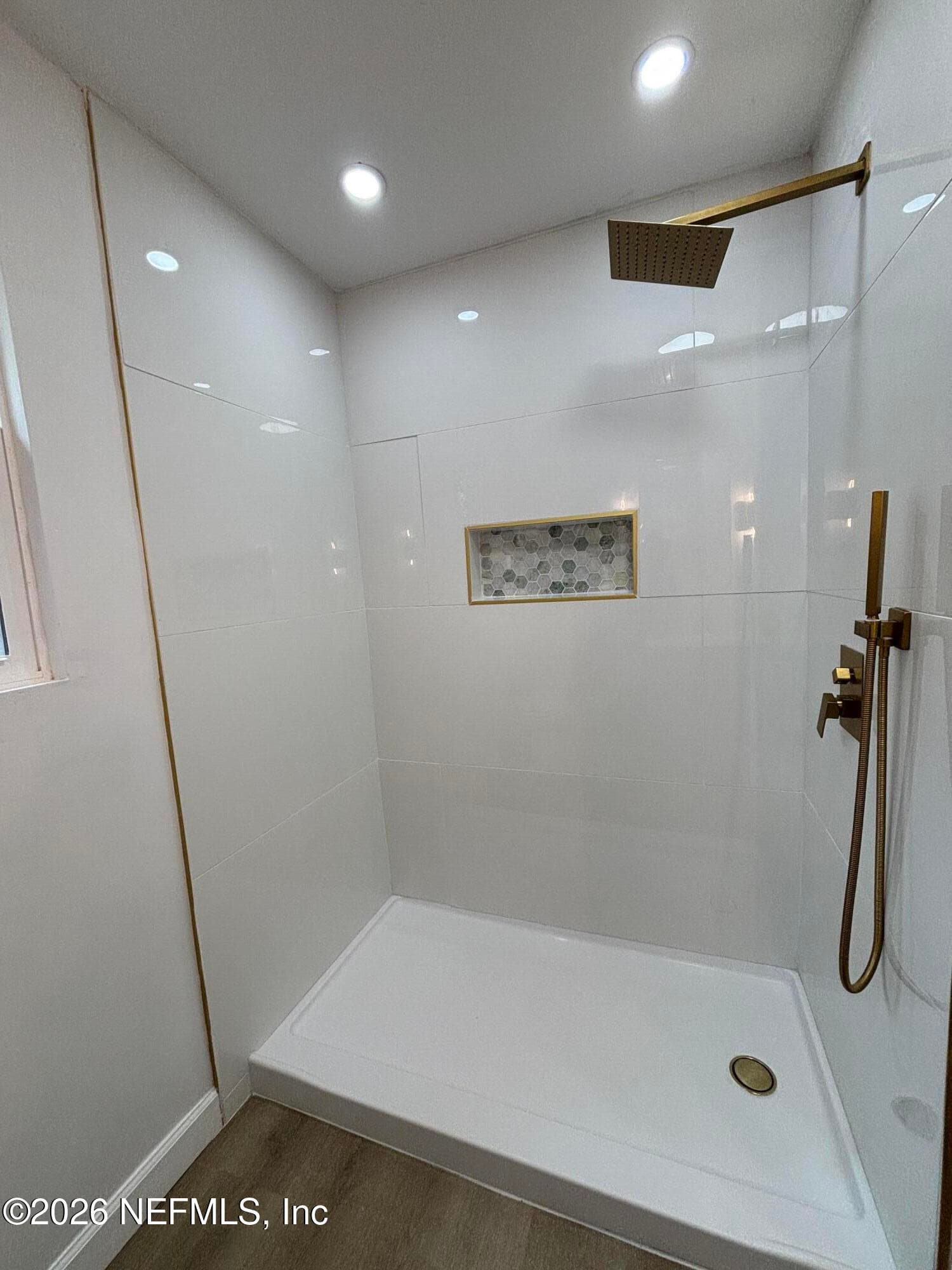 Photo 10 of 3036 COMMONWEALTH Avenue, Jacksonville, FL 32254