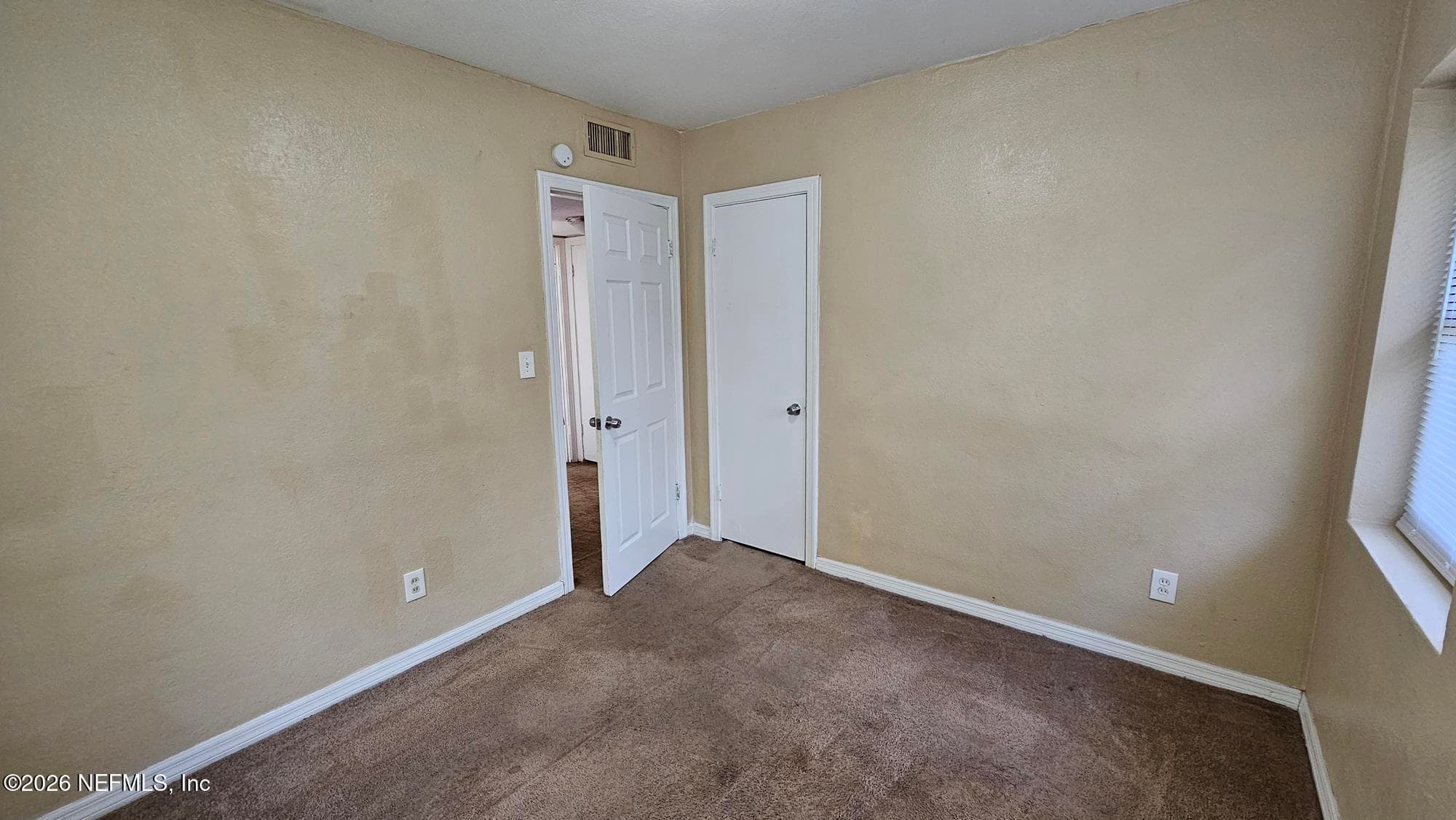 Photo 11 of 10418 LOYOLA DRIVE N Drive N, Jacksonville, FL 32218