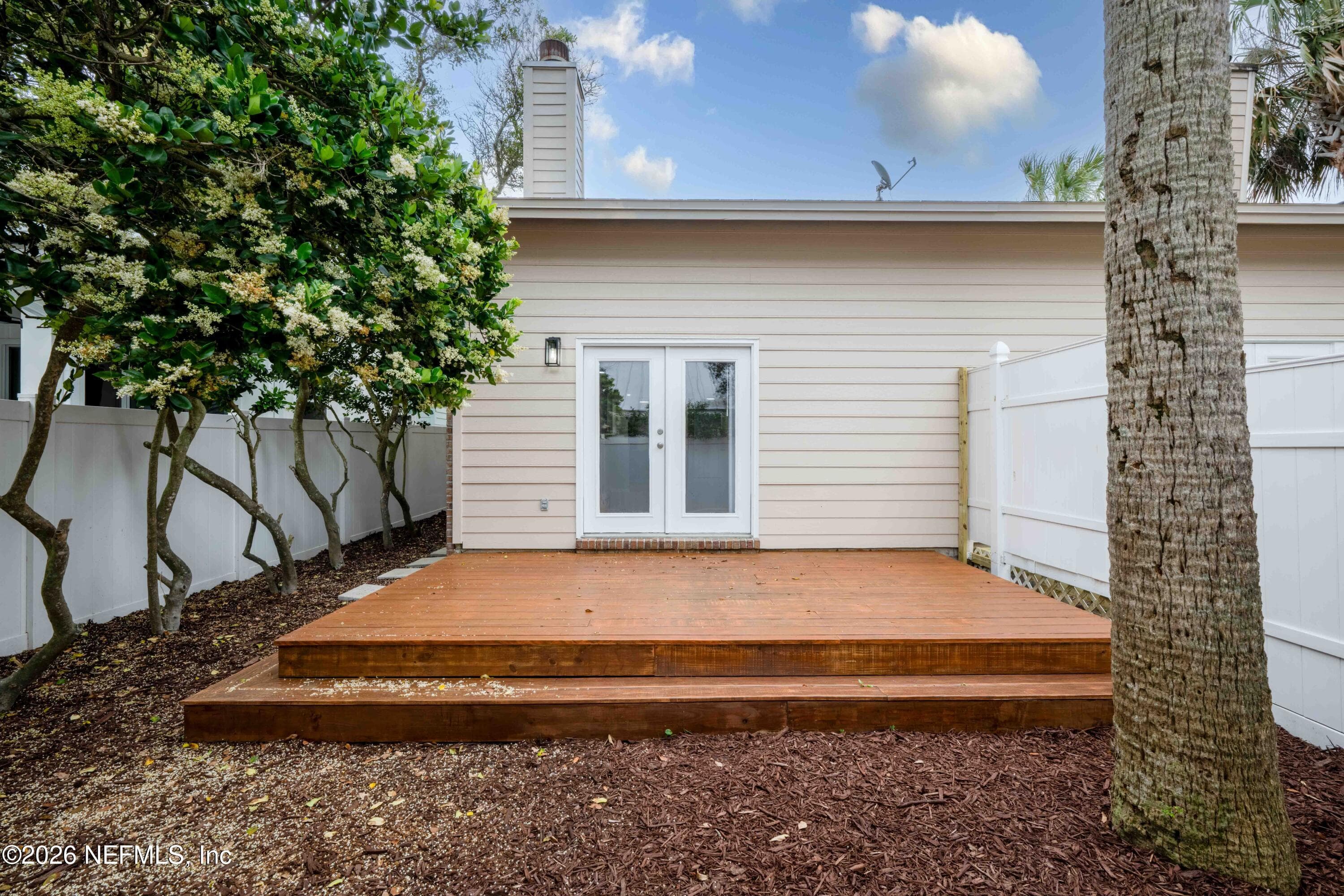 Photo 6 of 176 E EAST COAST Drive, Atlantic Beach, FL 32233