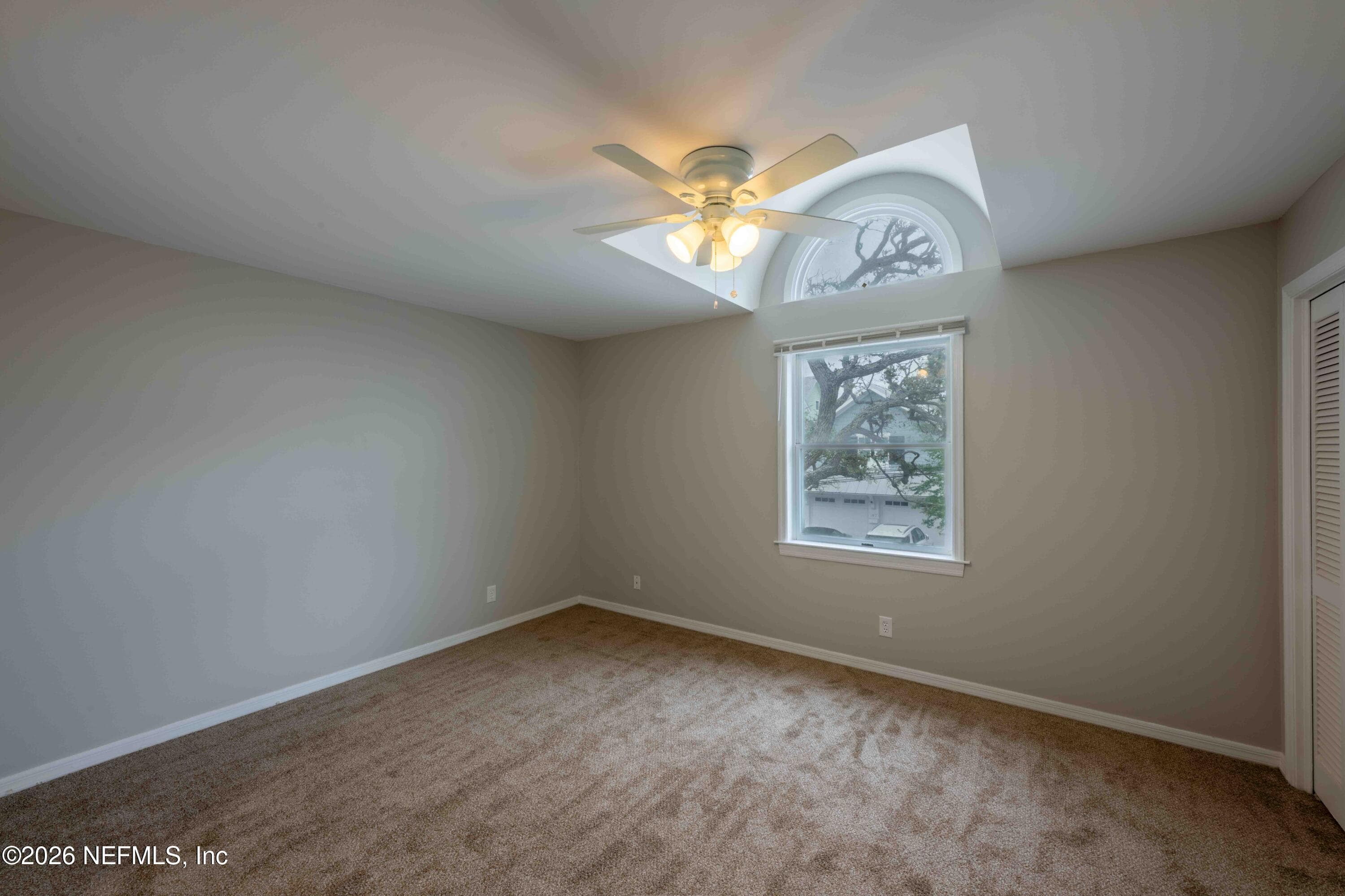 Photo 33 of 176 E EAST COAST Drive, Atlantic Beach, FL 32233