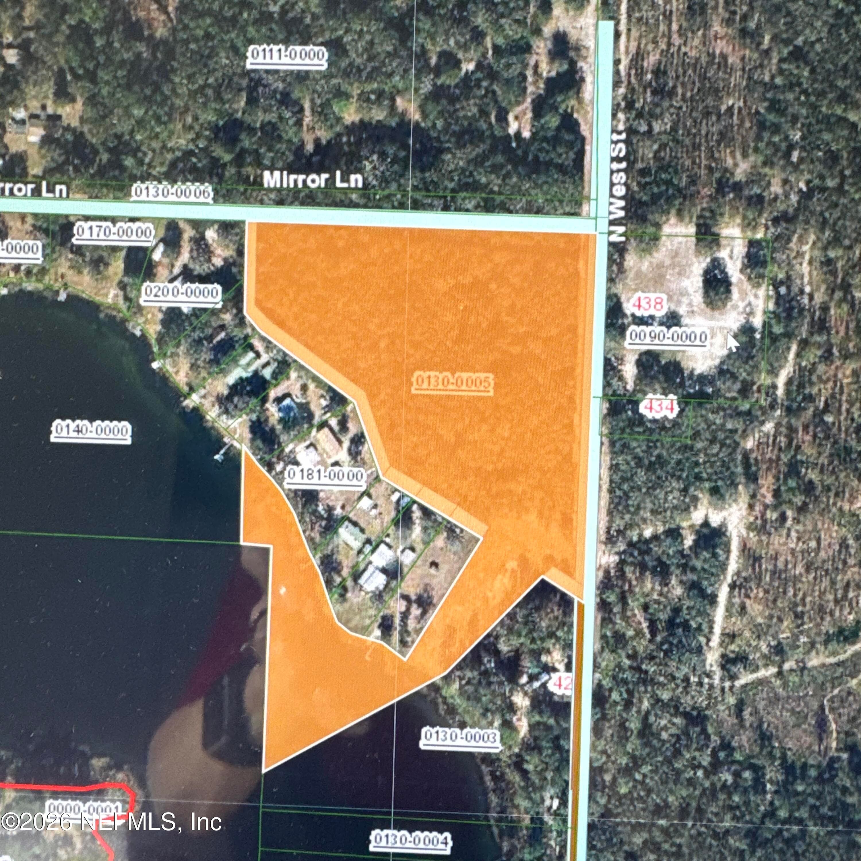 Photo 7 of 427 N WEST Street, Interlachen, FL 32148