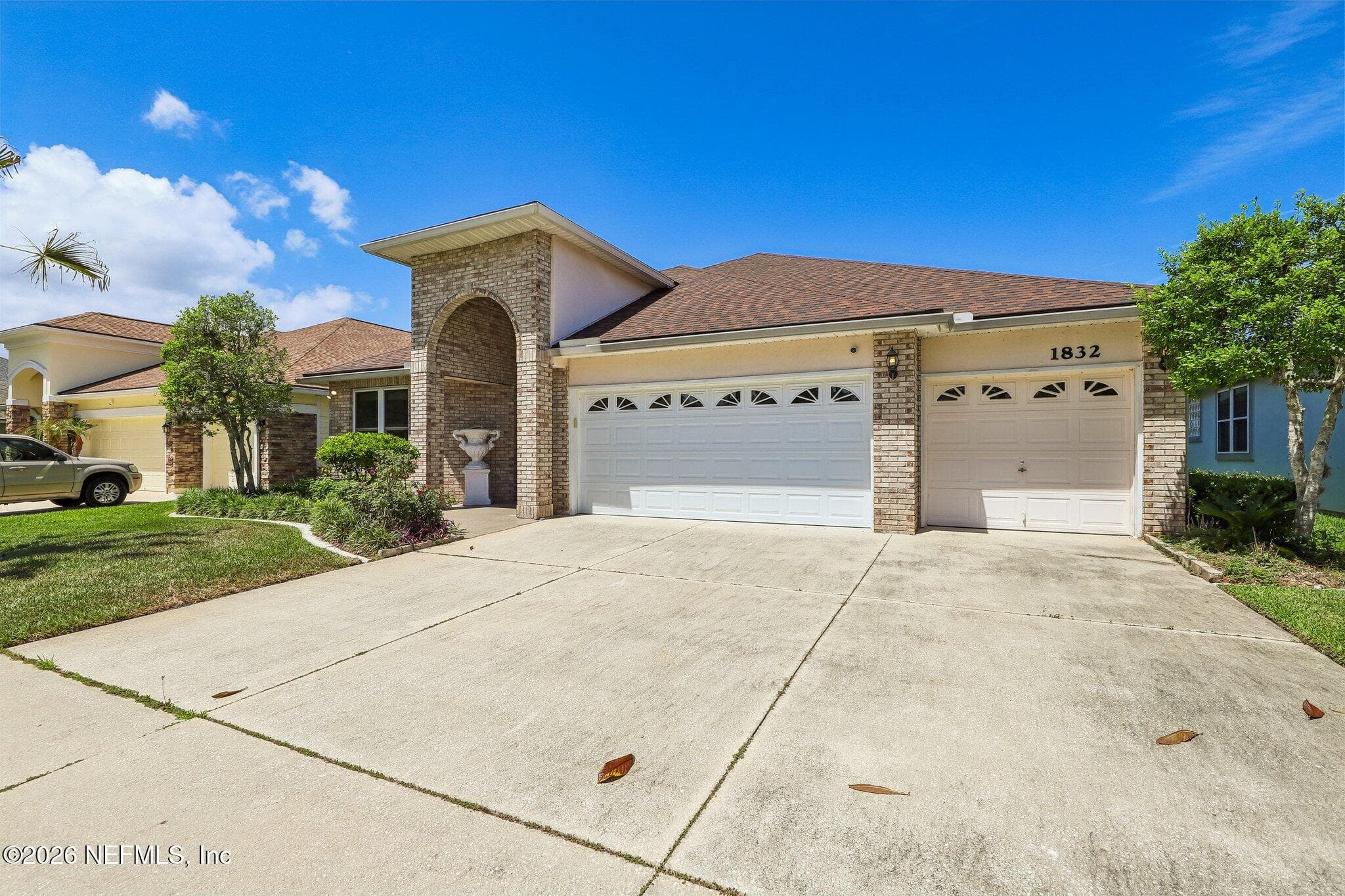 Photo 4 of 1832 CHATHAM VILLAGE Drive, Fleming Island, FL 32003
