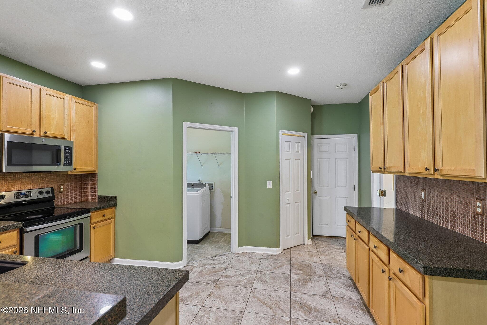 Photo 15 of 1832 CHATHAM VILLAGE Drive, Fleming Island, FL 32003