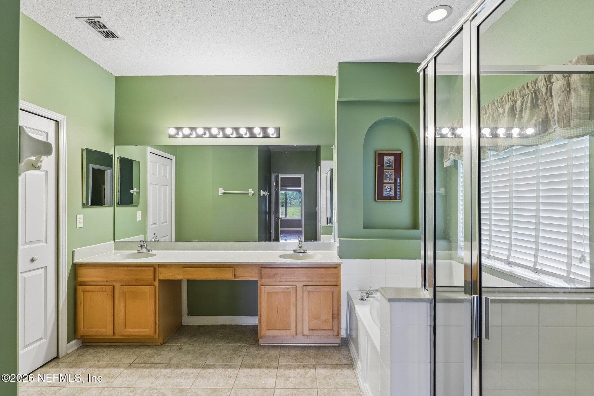 Photo 32 of 1832 CHATHAM VILLAGE Drive, Fleming Island, FL 32003