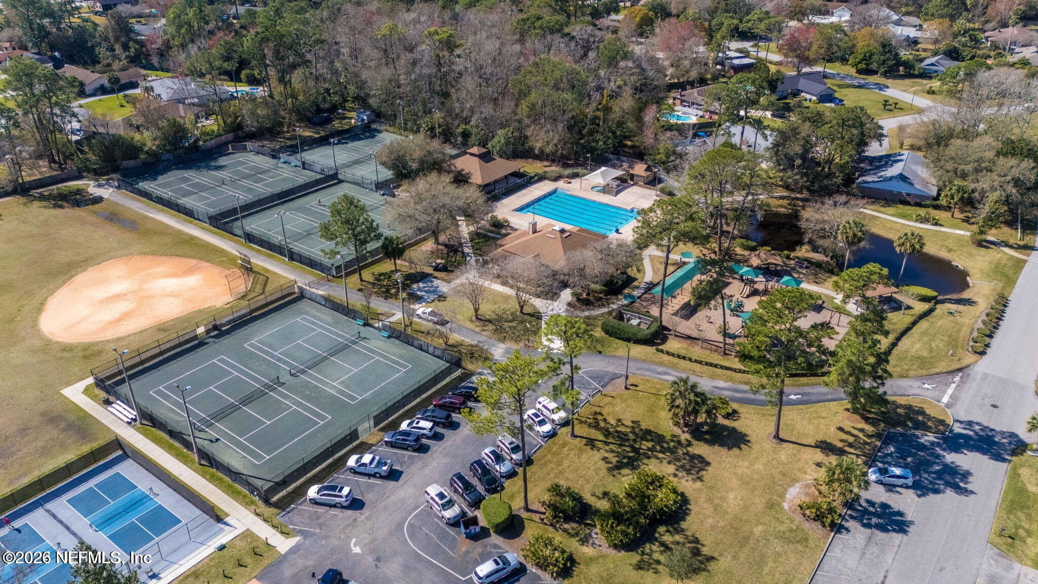 Photo 71 of 2192 THE WOODS Drive E, Jacksonville, FL 32246