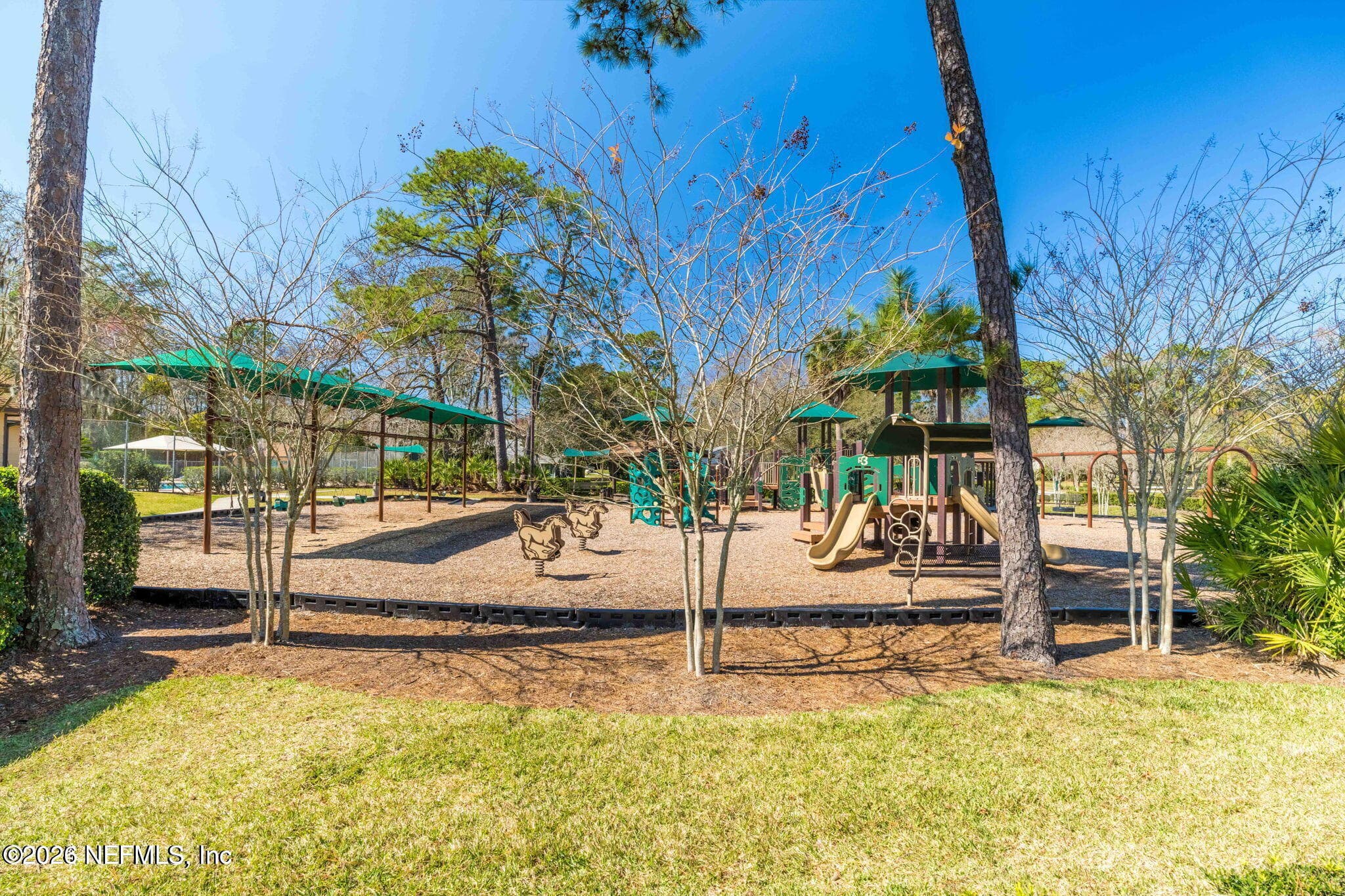 Photo 65 of 2192 THE WOODS Drive E, Jacksonville, FL 32246