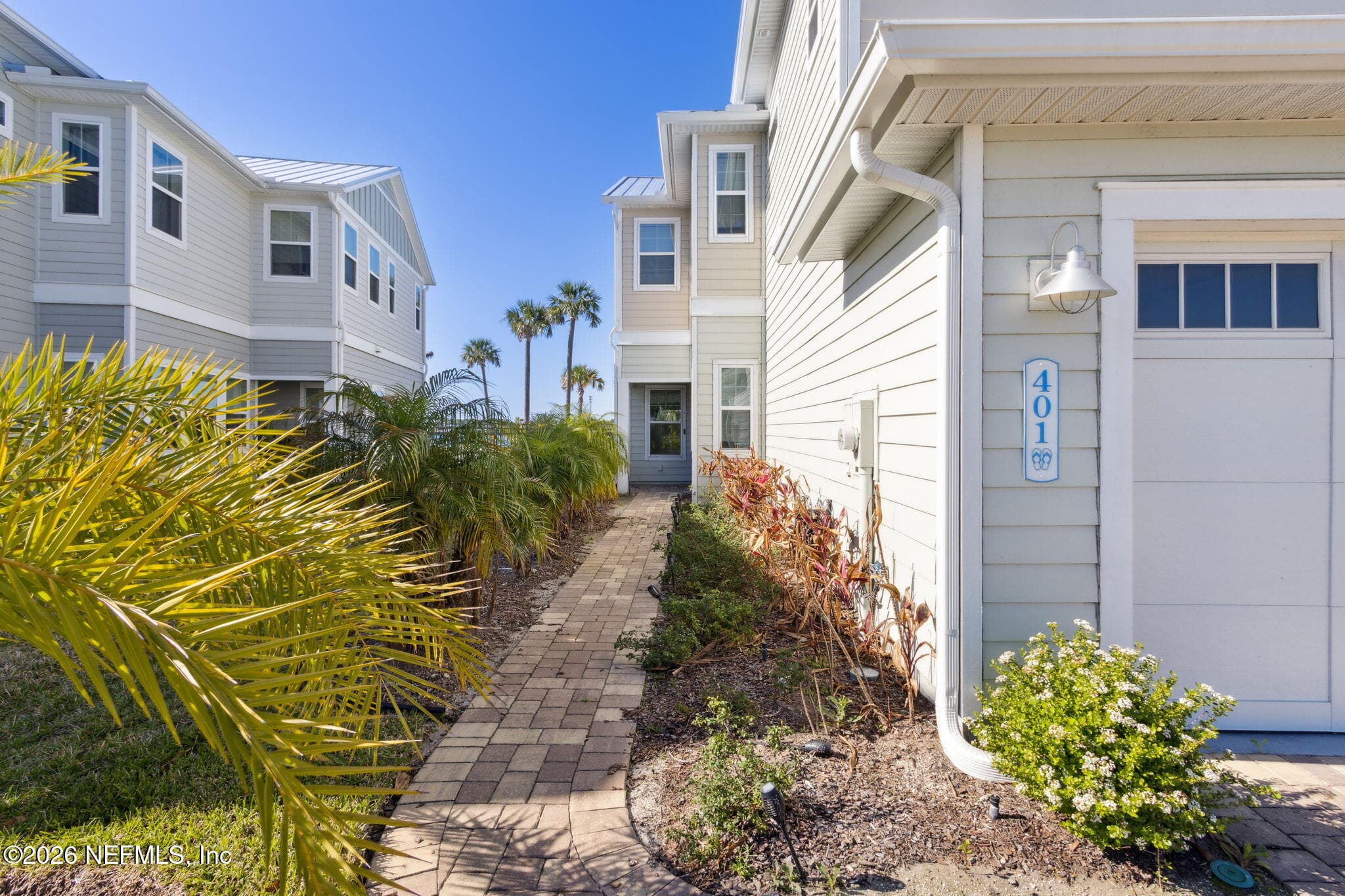 Photo 3 of 401 MARQUESA CIR Circle, St. Johns, FL 32259