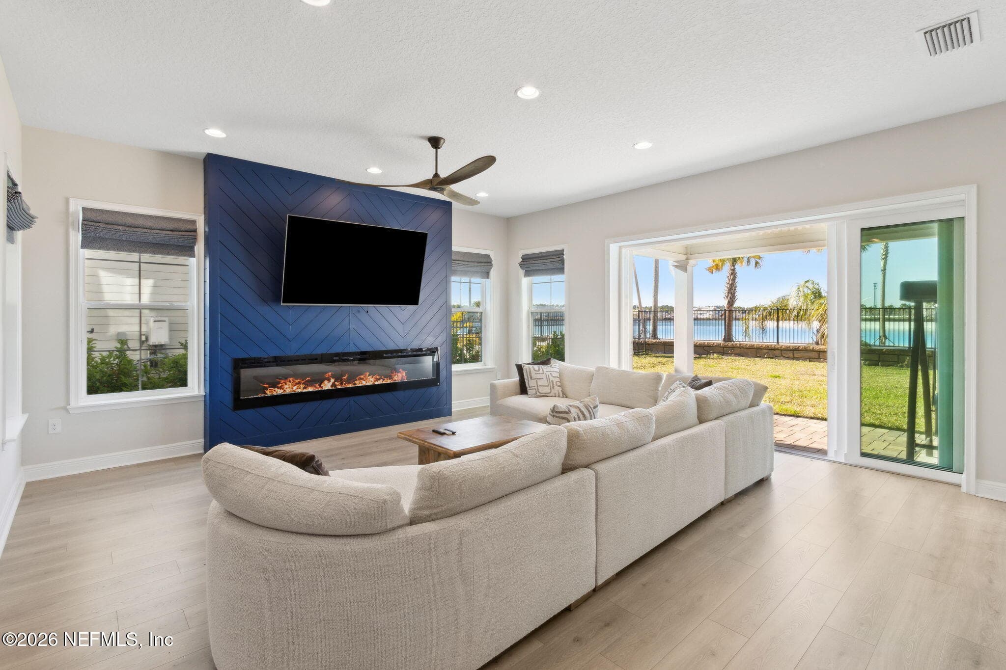 Photo 6 of 401 MARQUESA CIR Circle, St. Johns, FL 32259