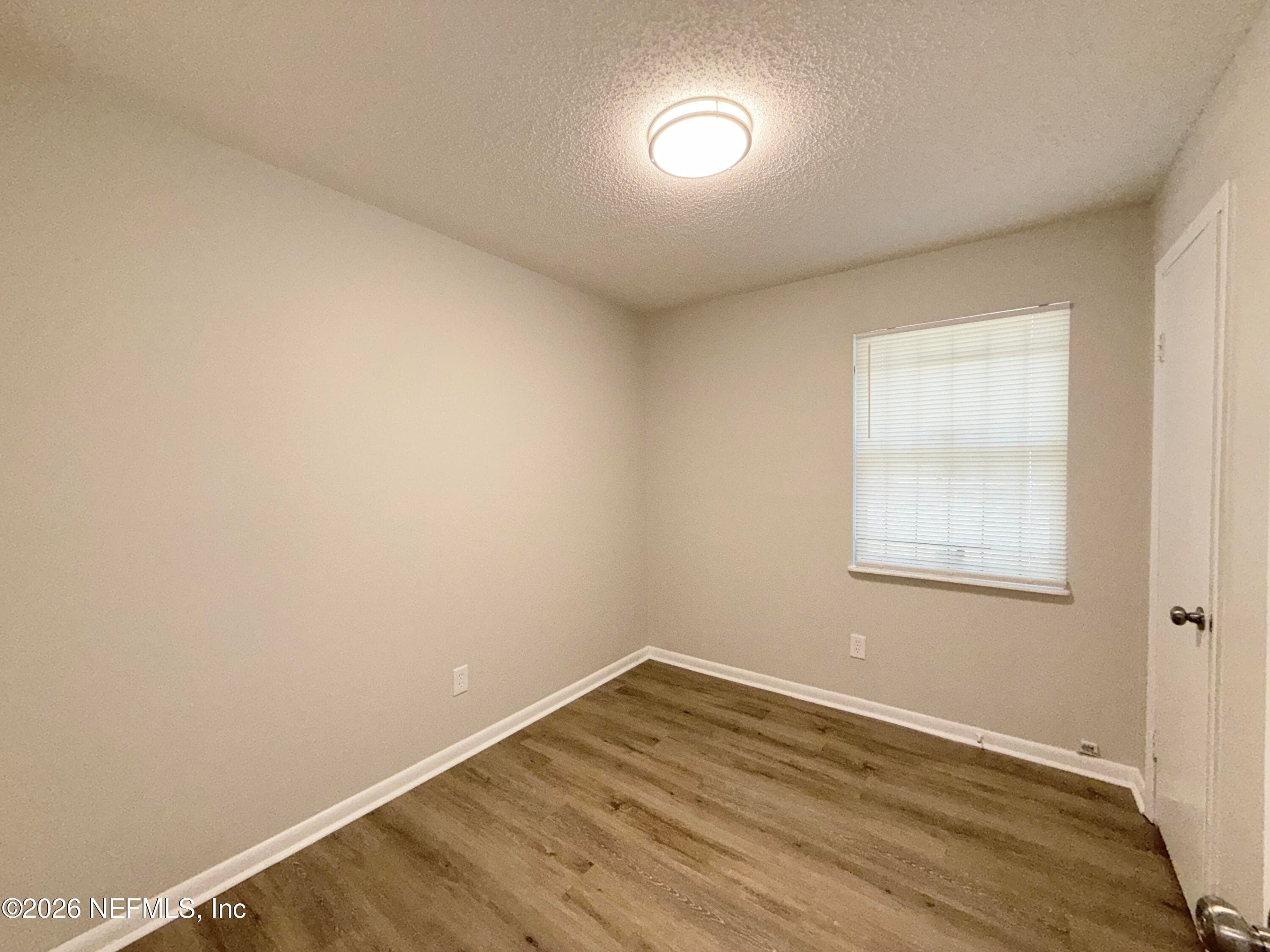 Photo 8 of 526 PIPPIN Street, Jacksonville, FL 32206