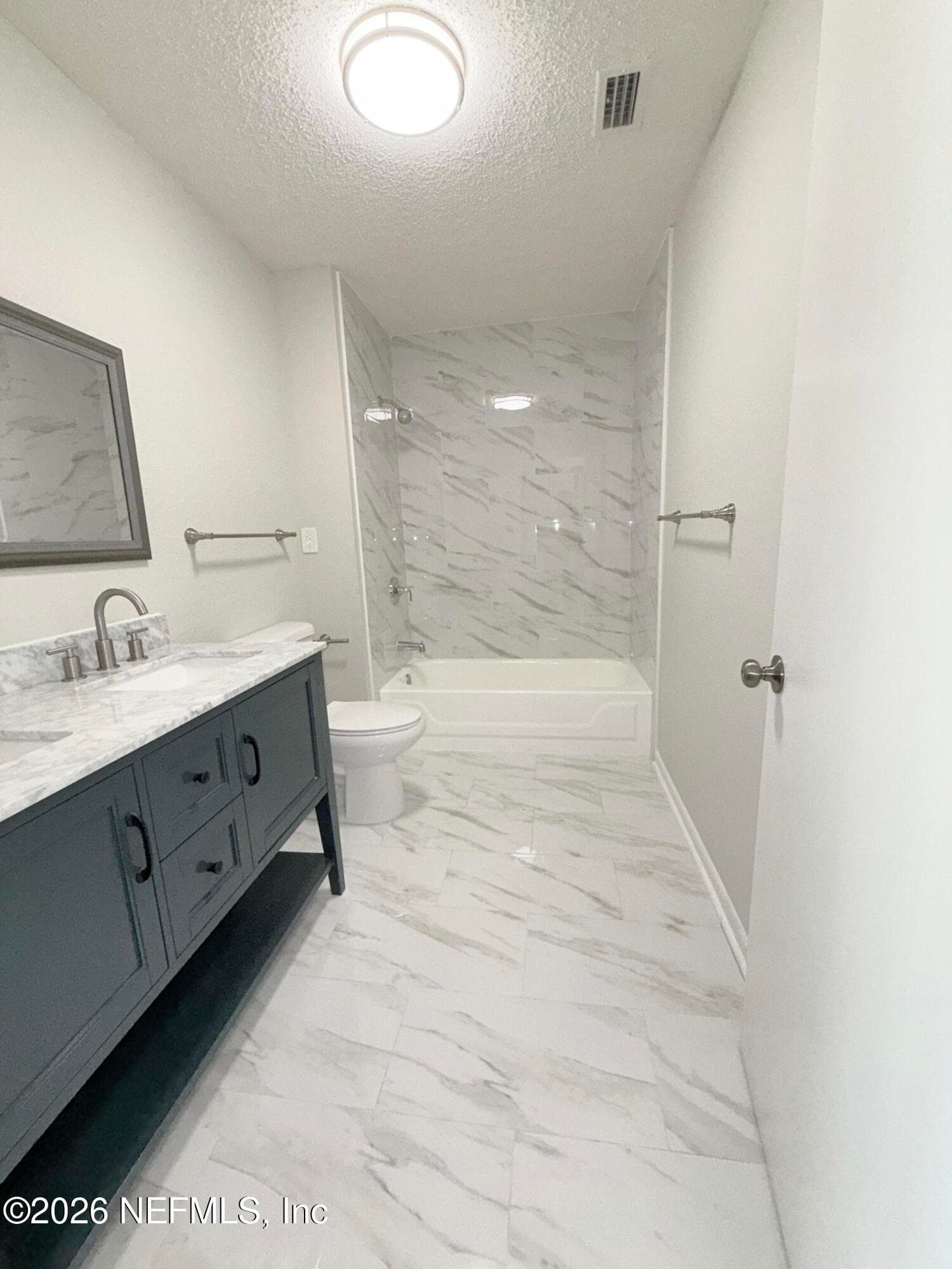 Photo 10 of 526 PIPPIN Street, Jacksonville, FL 32206