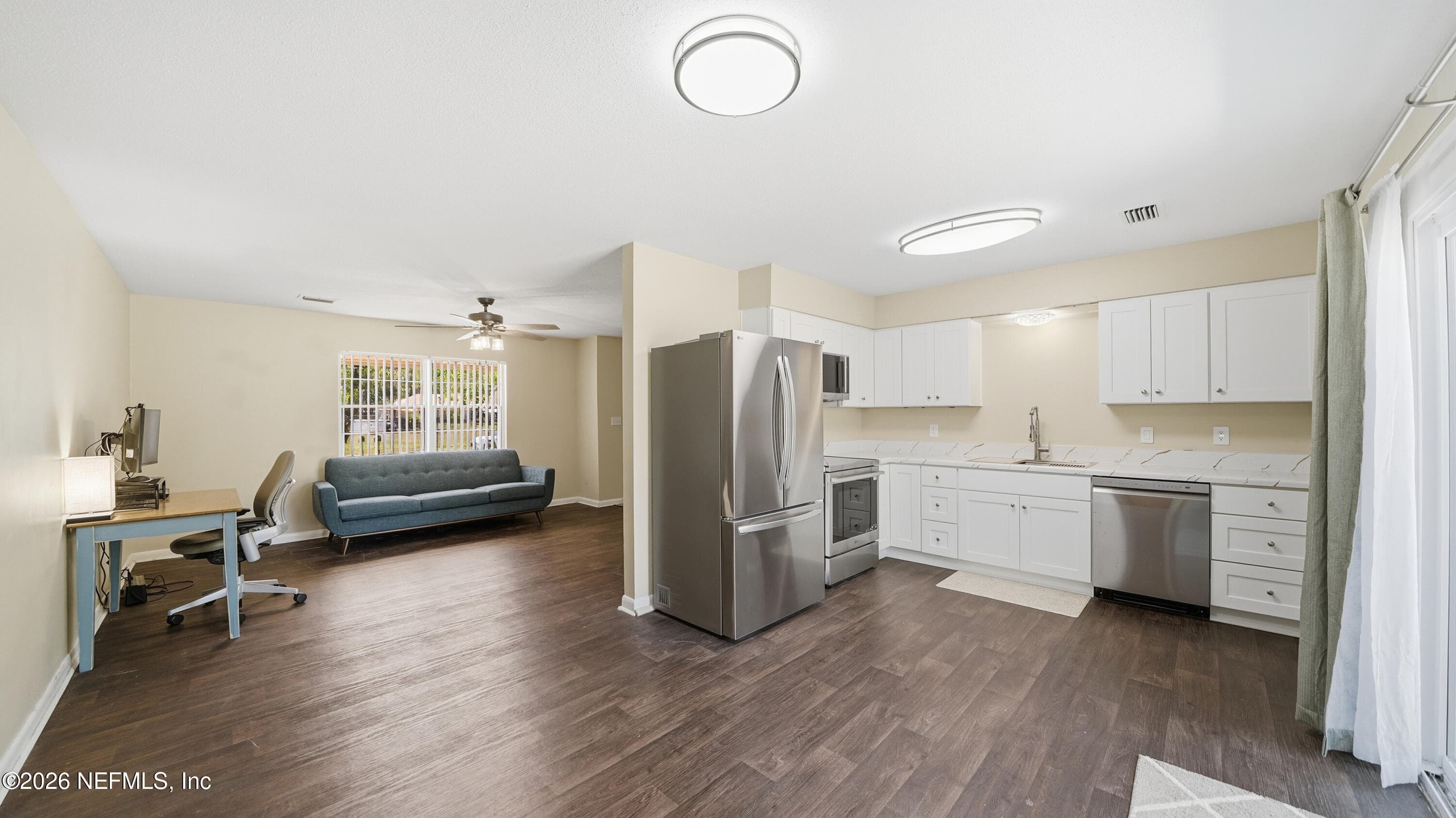 Photo 3 of 360 SW GARDEN Street, Keystone Heights, FL 32656